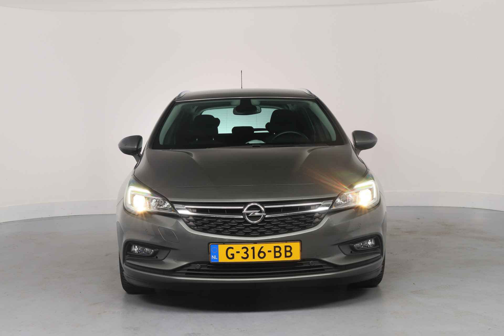 Opel Astra Sports Tourer 1.0 Turbo 120 Jaar Edition | Navigatie | Climate Control | Lichtmetalen Velgen | Cruise Control | Parkeersensoren - 2/37