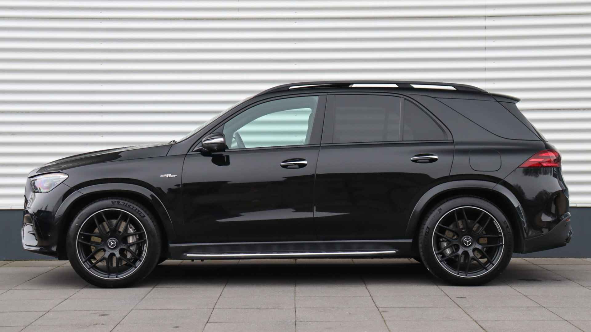 Mercedes-Benz GLE AMG 53 Hybrid 4MATIC+ | Massage | Burmester | Head-up | Stoelventilatie | Night pakket | Panoramadak | Trekhaak - 2/39