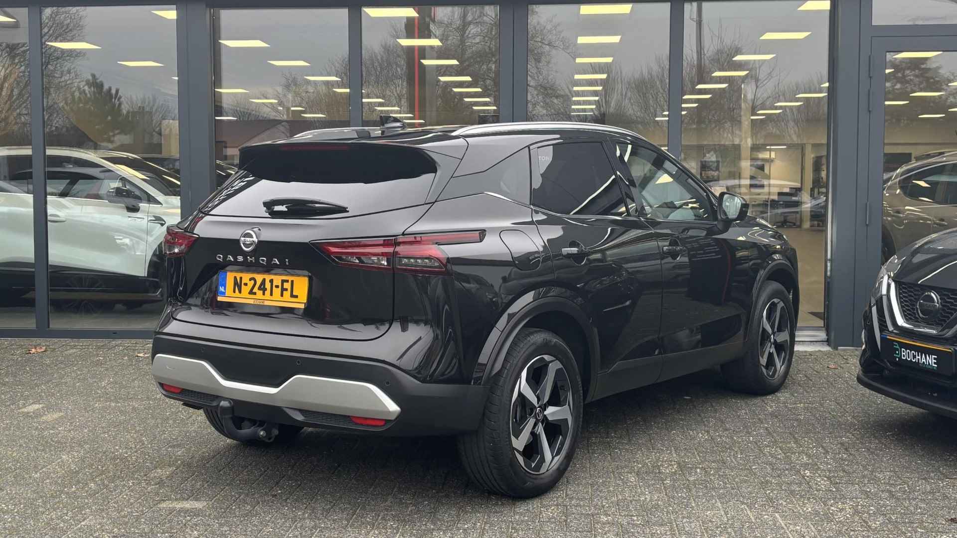 Nissan Qashqai 1.3 MHEV 158 Xtronic Premiere Edition | Trekhaak - 3/30