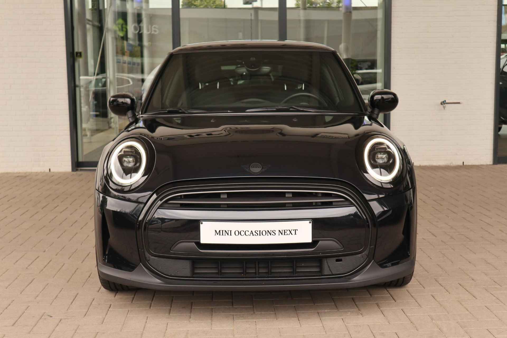 MINI 3-deurs Cooper Camden Go Edition | Piano Black Exterior Pack | Comfort Access - 2/28