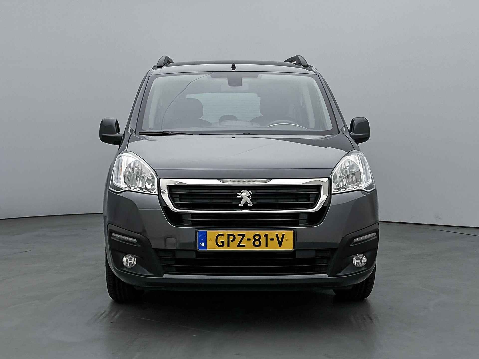 Peugeot Partner Tepee Active 110 pk | Airco | Cruise Control | Trekhaak | Radio-CD/MP3 speler | Start/Stop Systeem | Zijschuifdeur Links en Rechts | Centrale Deurvergrendeling met Afstandsbediening | - 6/30