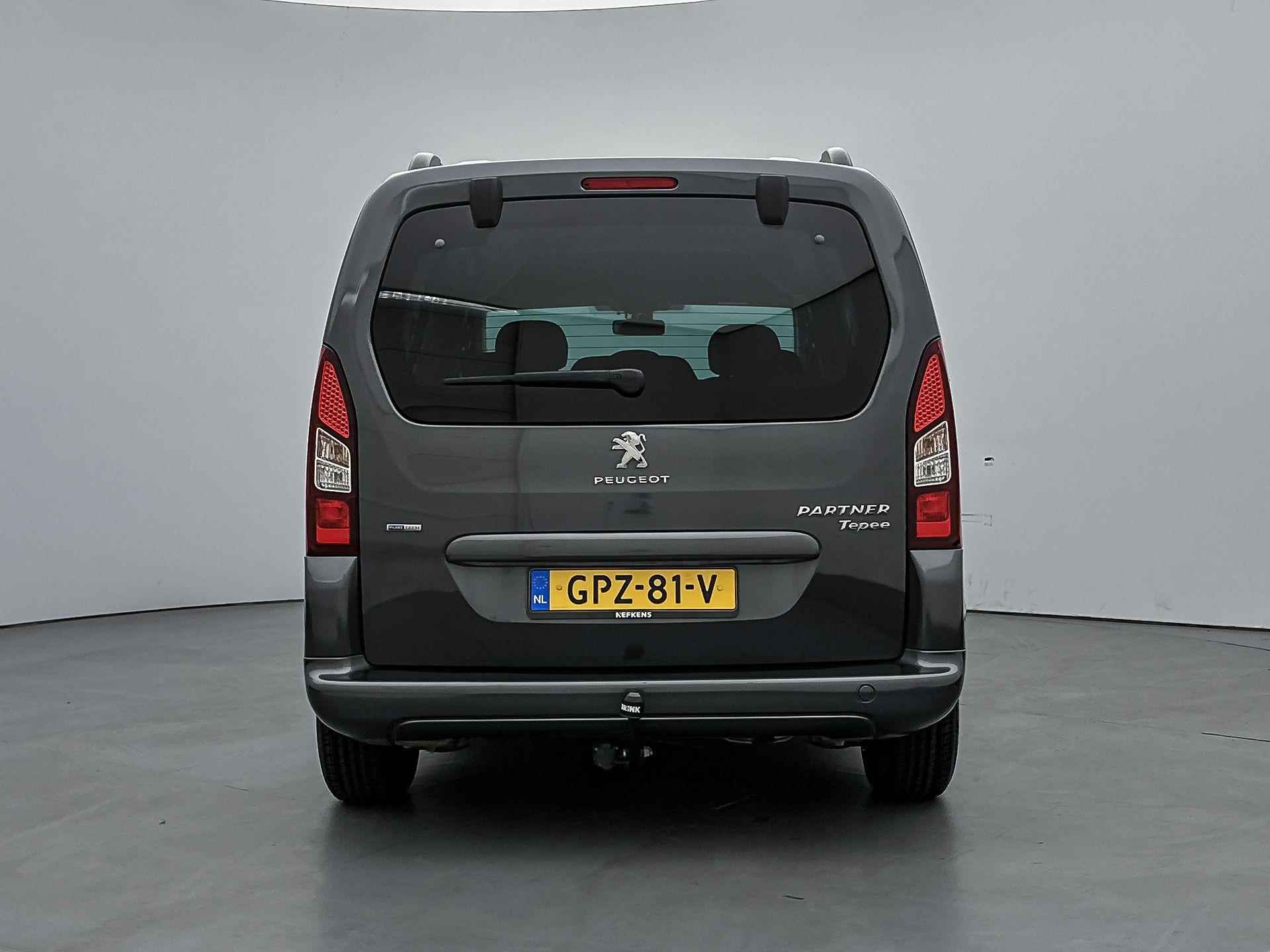 Peugeot Partner Tepee Active 110 pk | Airco | Cruise Control | Trekhaak | Radio-CD/MP3 speler | Start/Stop Systeem | Zijschuifdeur Links en Rechts | Centrale Deurvergrendeling met Afstandsbediening | - 9/30