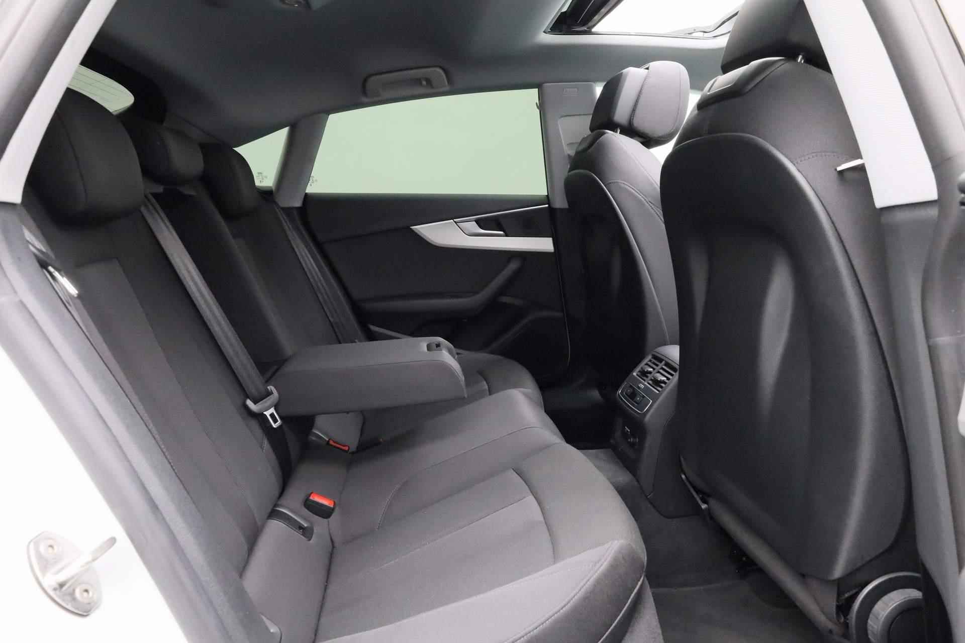 Audi A5 Sportback 40 TFSI 204PK S-tronic S edition | Pano | 20 inch | ACC | Matrix LED | Camera | Privacy glas | Apple Carplay / Android Auto - 42/46