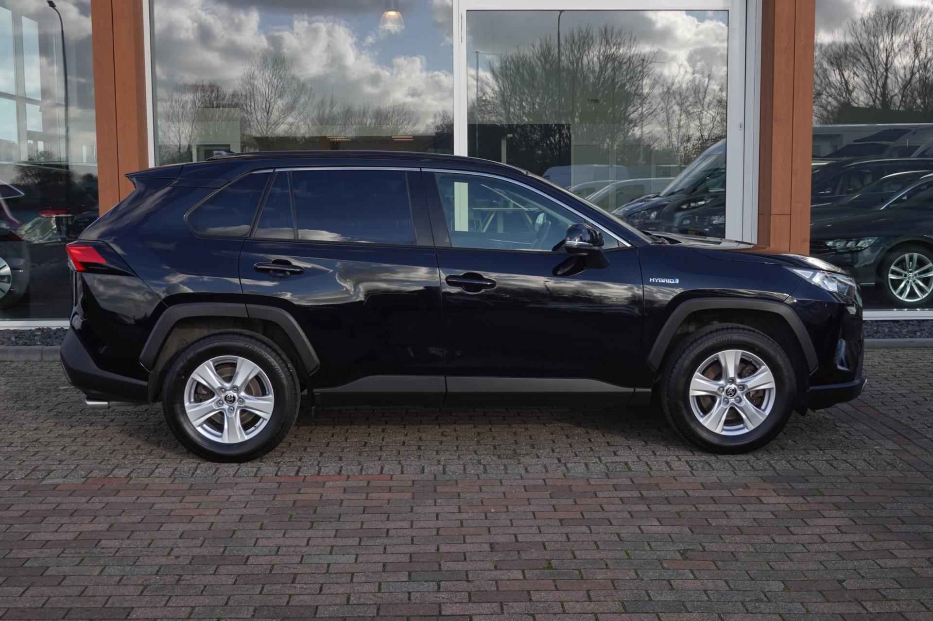 Toyota RAV4 2.5 Hybrid Active - 6/42