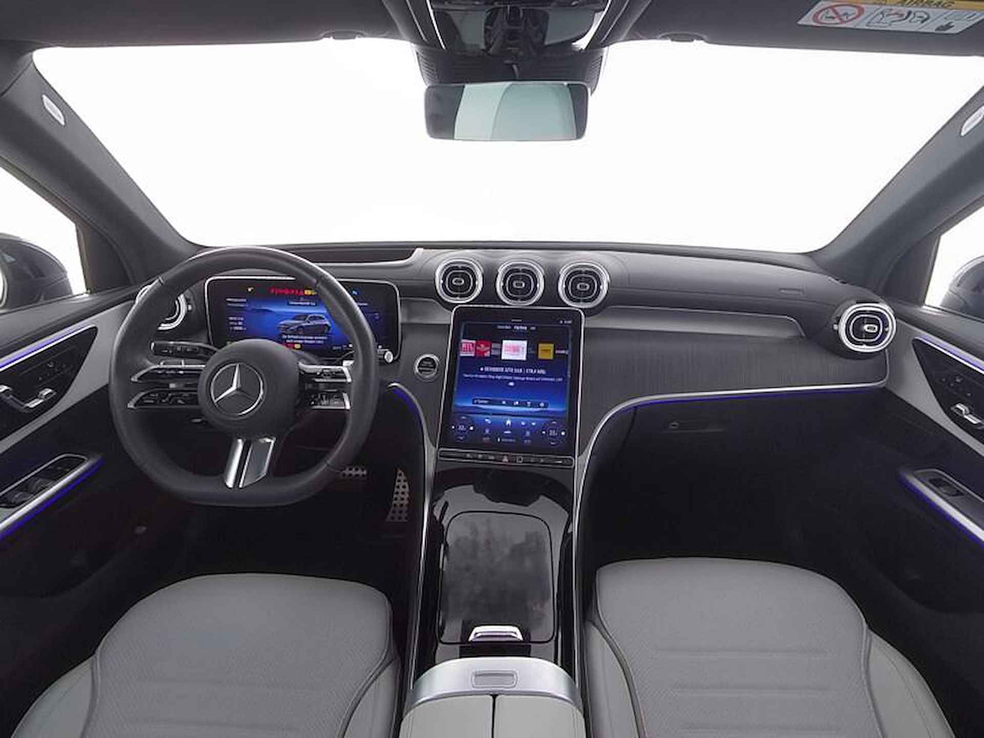 Mercedes-Benz GLC-klasse 400e 4MATIC AMG Line / Premium Plus/ Panoramadak/ AIRMATIC/ Achterasbesturing/ DISTRONIC/ El. Trekhaak - 6/11