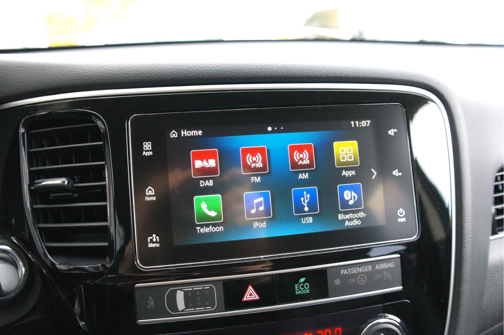 Mitsubishi Outlander 2.4 PHEV Pure | NL-Auto | Cruise | Carplay | Trekhaak | Camera - 9/40