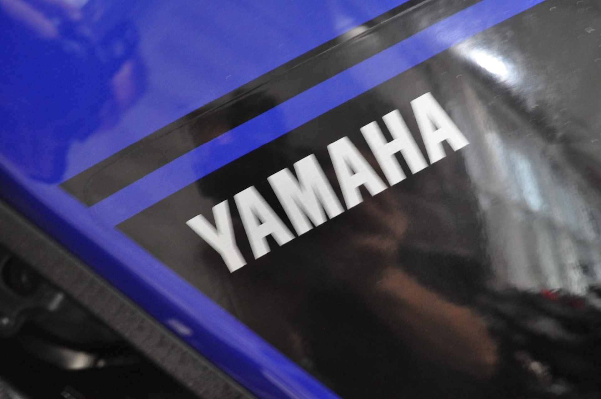 YAMAHA Xt 1200 Ze SUPER TENERE - 23/25