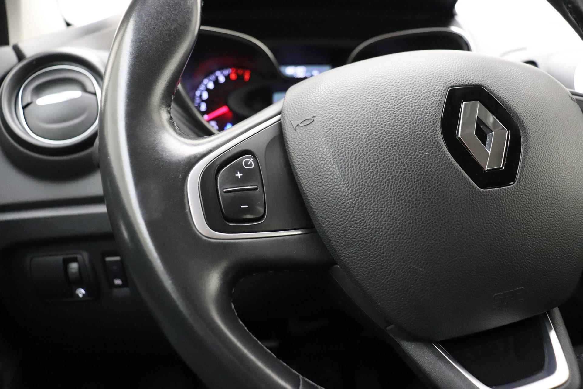 Renault Captur 0.9 TCe Intens | Navigatie | Climate control | Parkeersensoren | Lichtmetalen velgen | Cruise control | Zwart dak - 24/30
