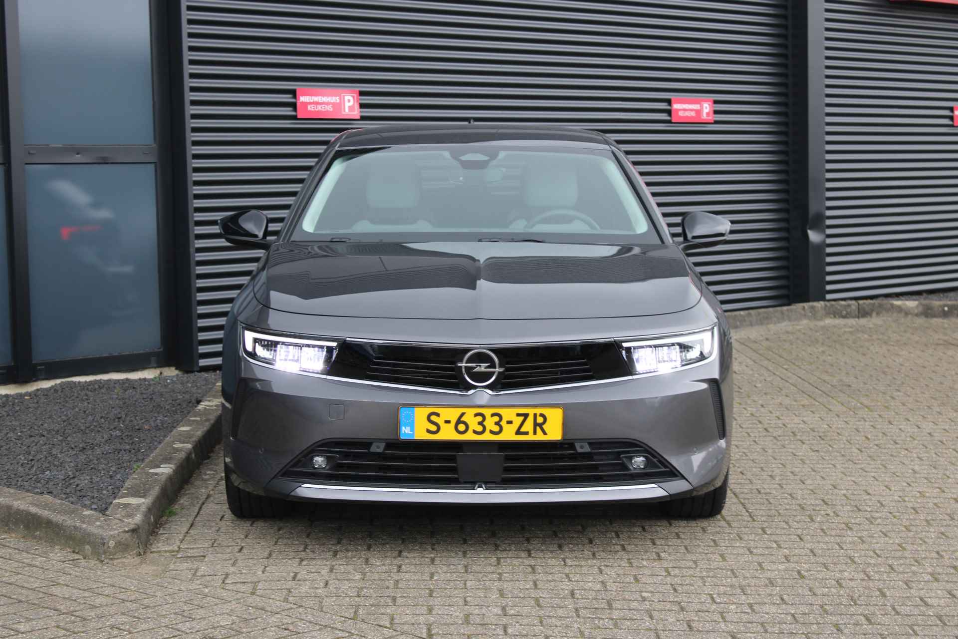 Opel Astra 1.2 T. 110 PK 5drs Elegance / 360 Camera / Parkeer sensoren / Apple & Android carplay / Navigatie / ECC "Vraag een vrijblijvende offerte aan!" - 14/30