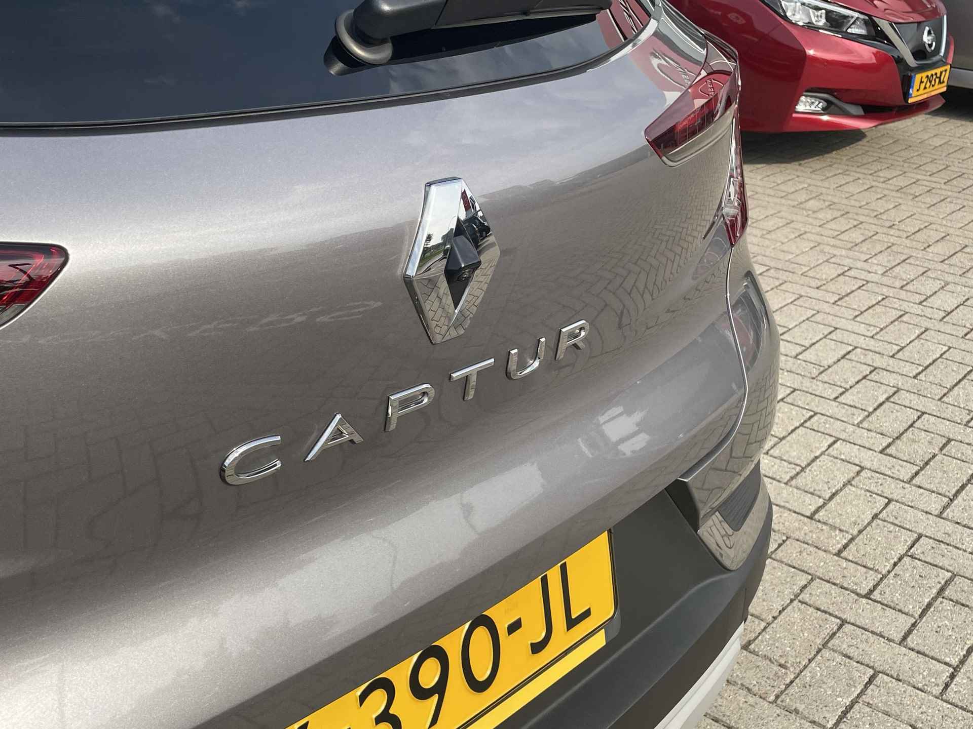 Renault Captur 1.0 TCe 100 Bi-Fuel Intens | LPG | Navigatie | Achteruitrijcamera | Trekhaak - 23/25