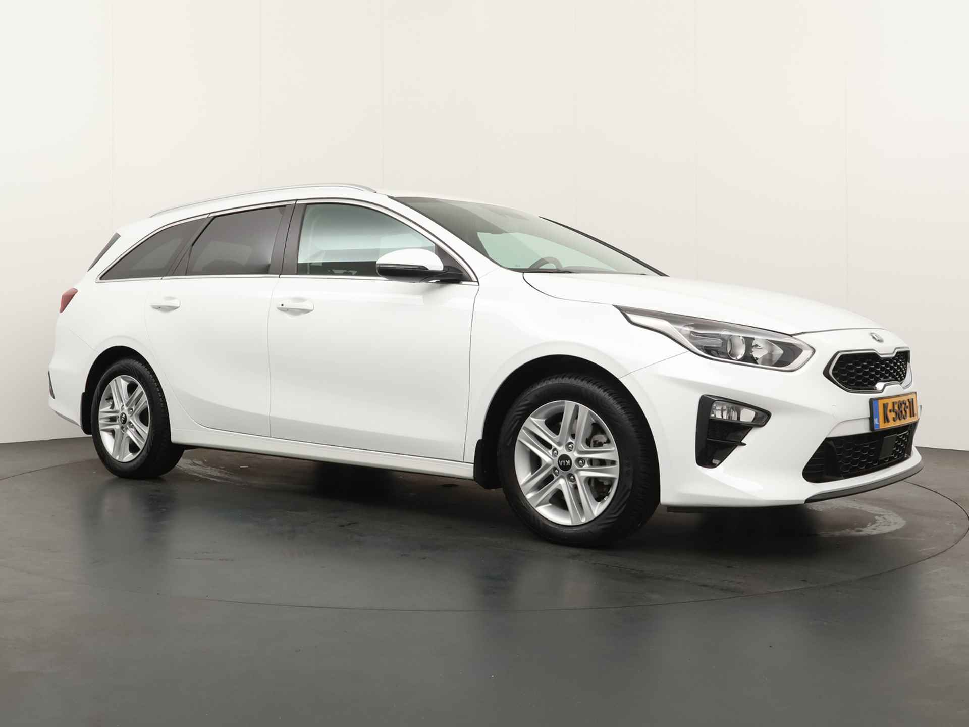 Kia Ceed Sportswagon 1.0 T-GDi DynamicPlusLine - Stoelverwarming - Navigatie - Trekhaak - Apple Carplay/Android Auto - Fabrieksgarantie tot 03-2028 - 11/50