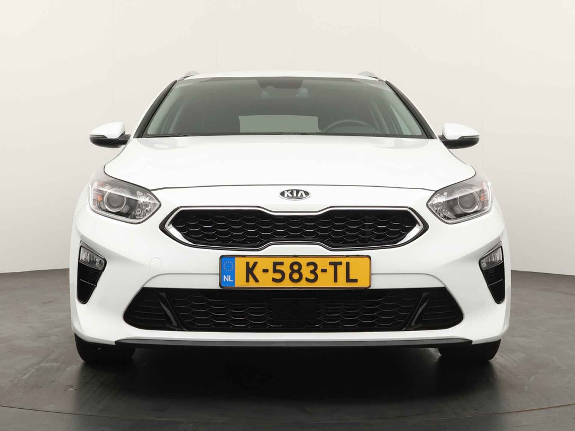 Kia Ceed Sportswagon 1.0 T-GDi DynamicPlusLine - Stoelverwarming - Navigatie - Trekhaak - Apple Carplay/Android Auto - Fabrieksgarantie tot 03-2028 - 13/50