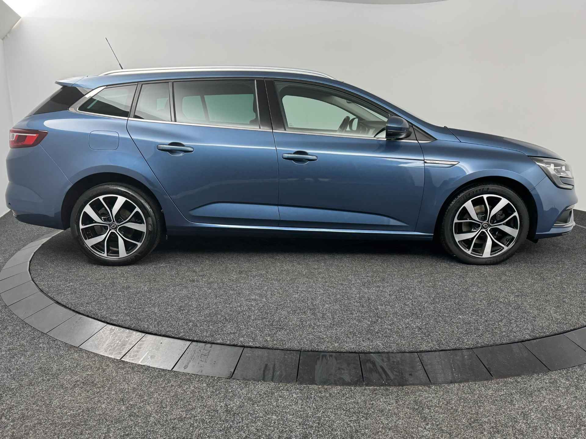 Renault Mégane Estate 1.3 TCe 163 EDC Bose Clima/Navi/Camera - 39/47