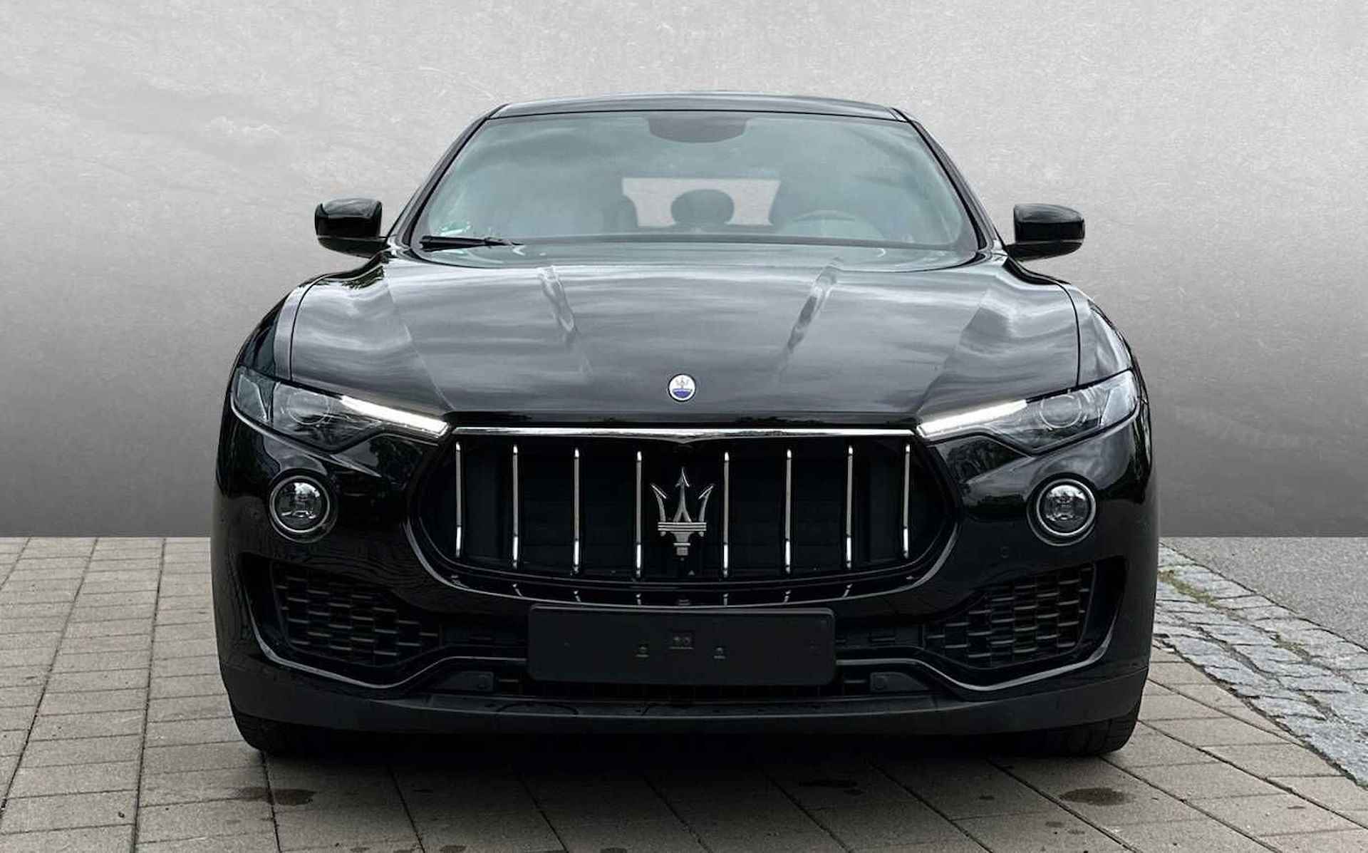 Maserati Levante 3.0 V6 D AWD 275 PK 20 Inch Camera Leder - 5/12