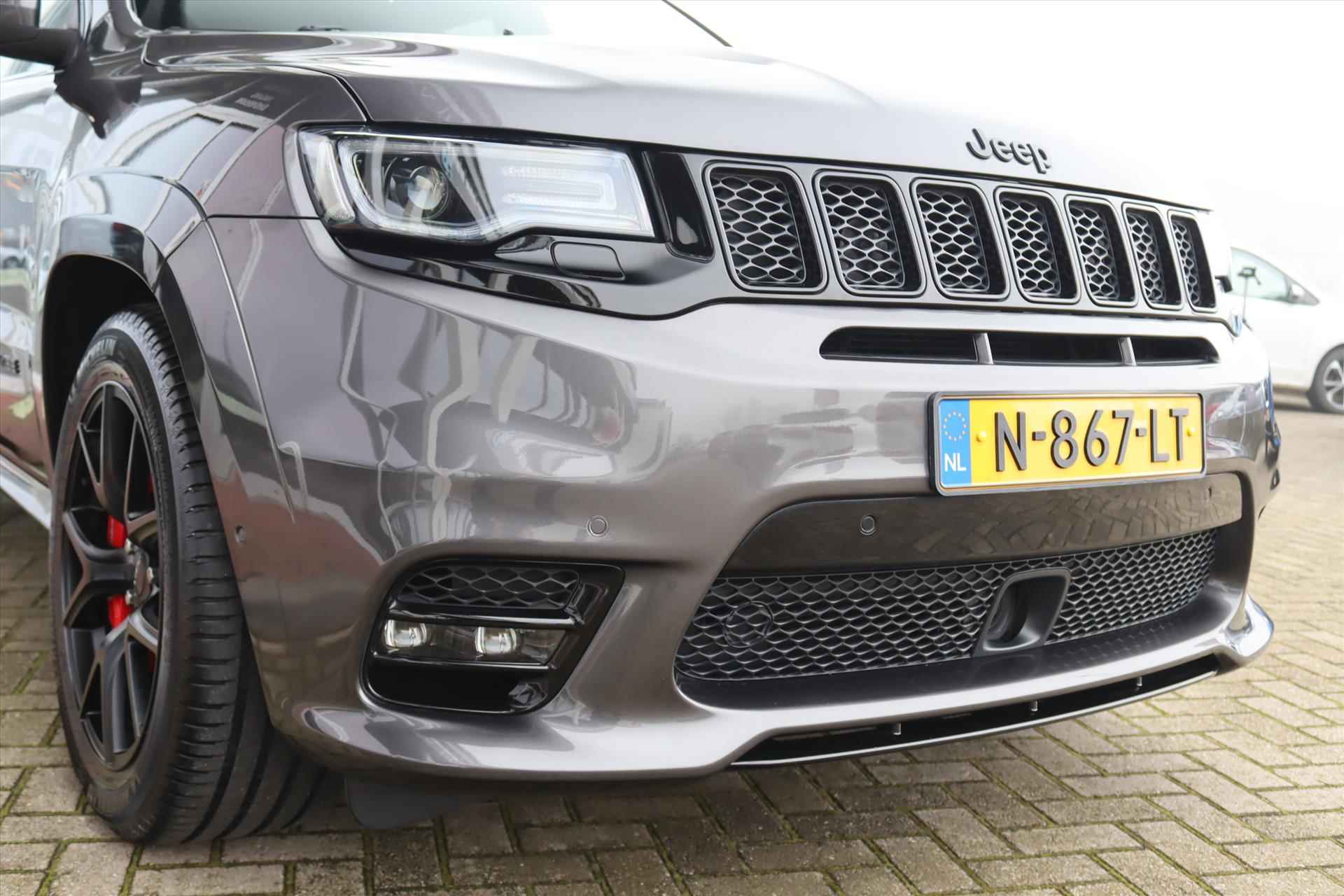 Jeep Grand Cherokee 6.4 V8 HEMI SRT 468PK 4WD Panodak | Harman Kardon | Launch Control | Leer | Dab | Adapt.Cruise | Stoel/stuurverwarming/ventilatie | Led | 20 Inch Lm | - 12/75