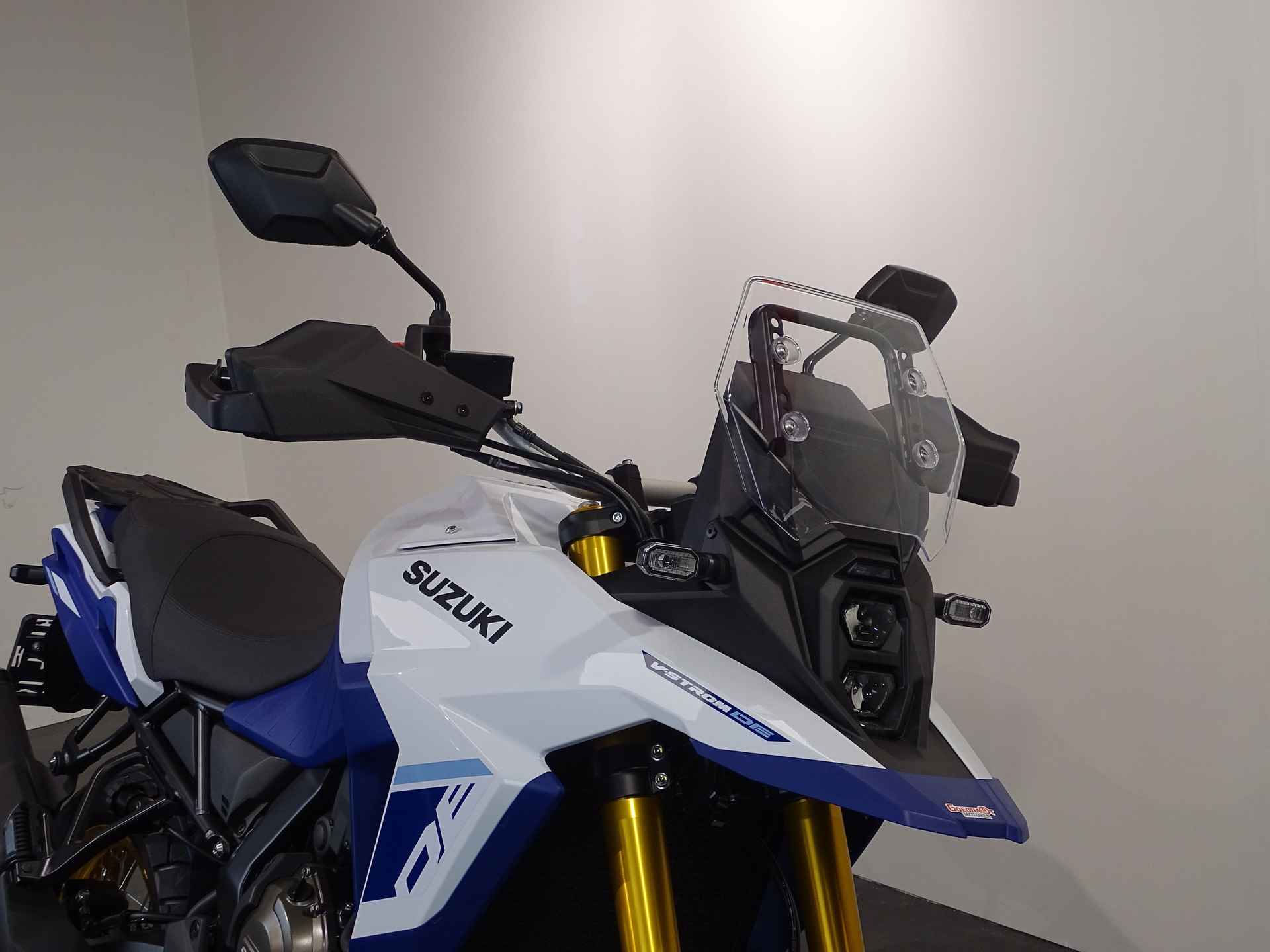 Suzuki DL 800 DE V-STROM 35 KW - 3/13