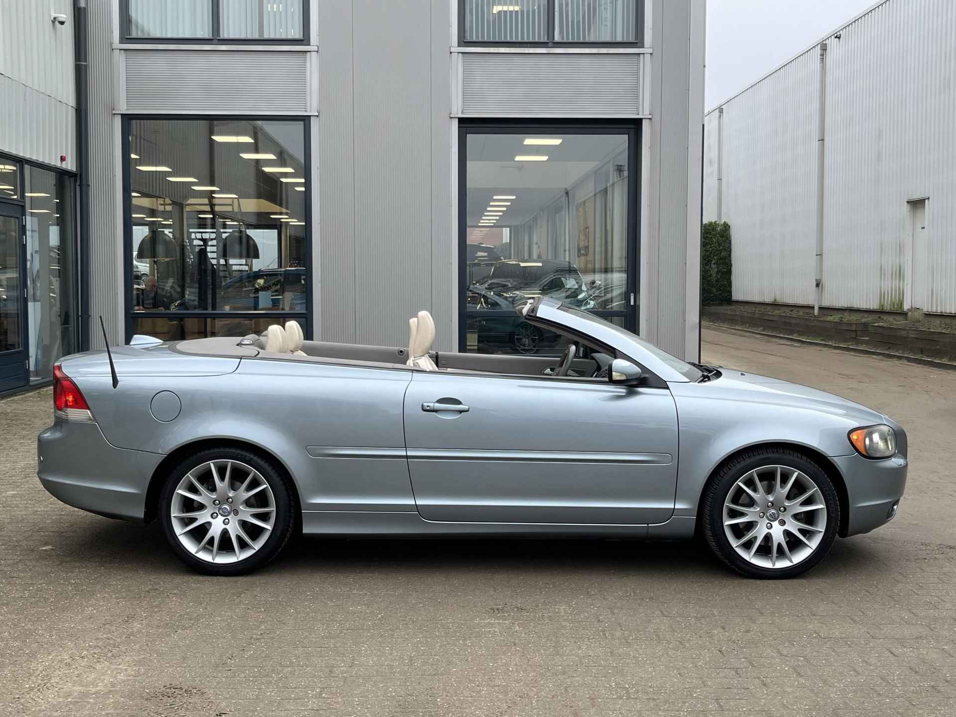 Volvo C70 Convertible 2.4i Summum | NL Auto/2e Eig./Navi/Leder/Stoelverw./18"/Cruise/Clima - 3/64