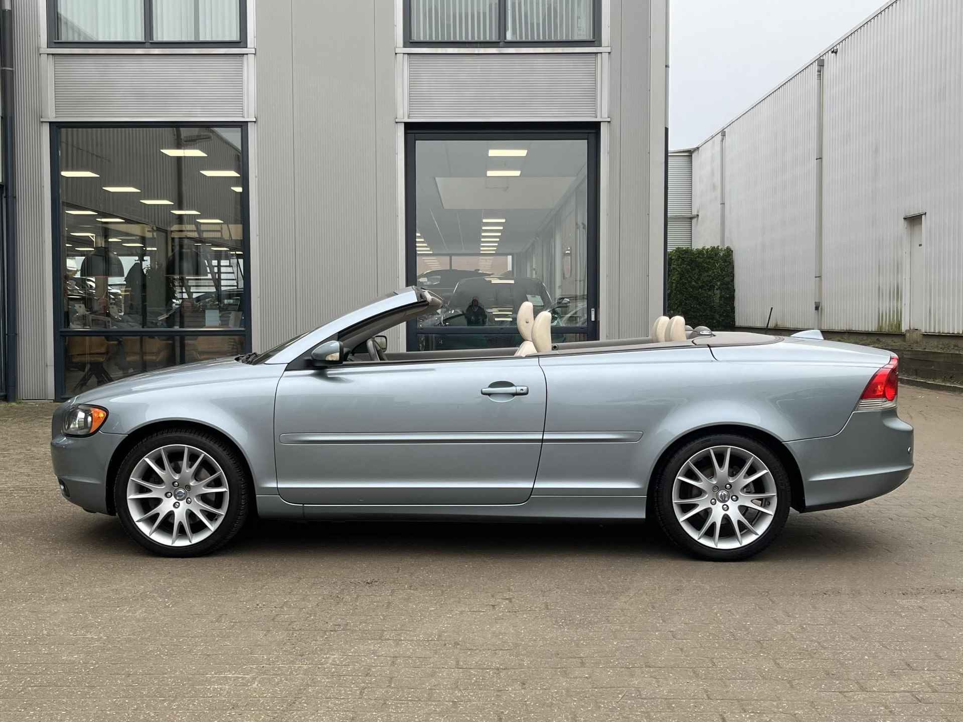 Volvo C70 Convertible 2.4i Summum | NL Auto/2e Eig./Navi/Leder/Stoelverw./18"/Cruise/Clima - 30/64