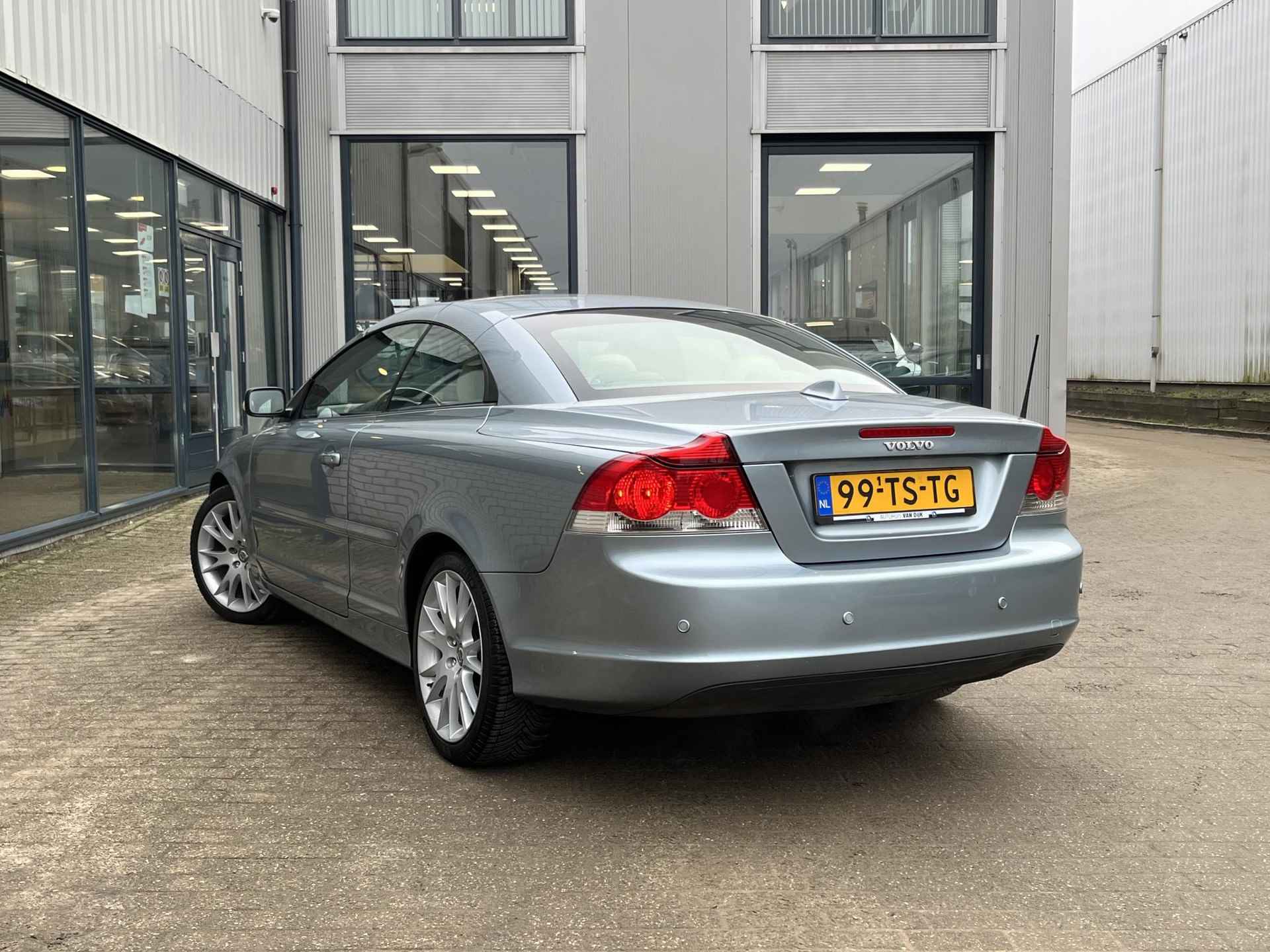 Volvo C70 Convertible 2.4i Summum | NL Auto/2e Eig./Navi/Leder/Stoelverw./18"/Cruise/Clima - 34/64