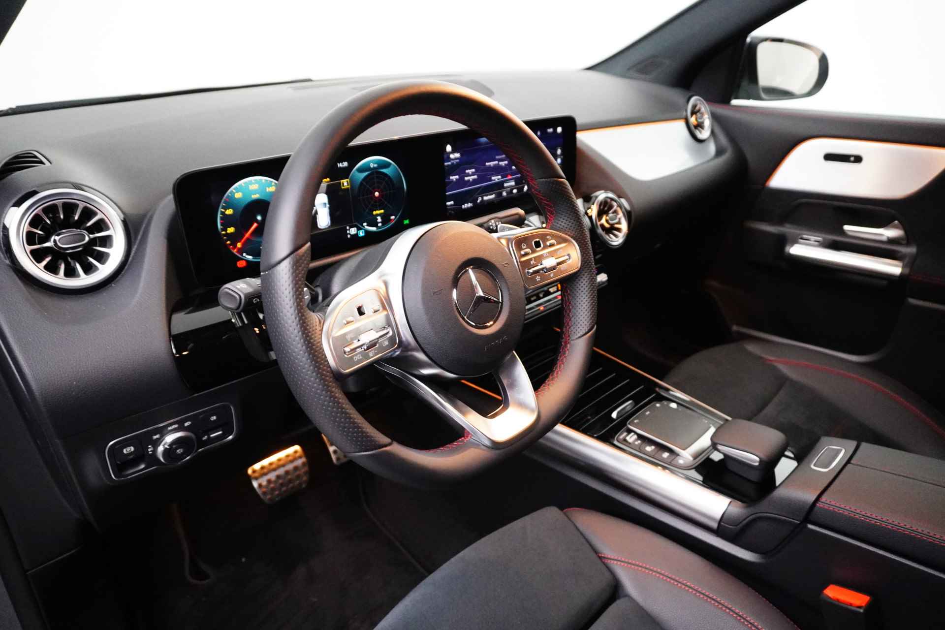 Mercedes-Benz GLA 200 AMG Line | Navigatie | Comfortstoelen | Elektr. Achterklep | Stoelverwarming | Sfeerverlichting | Achteruitrijcamera | !! - 15/27