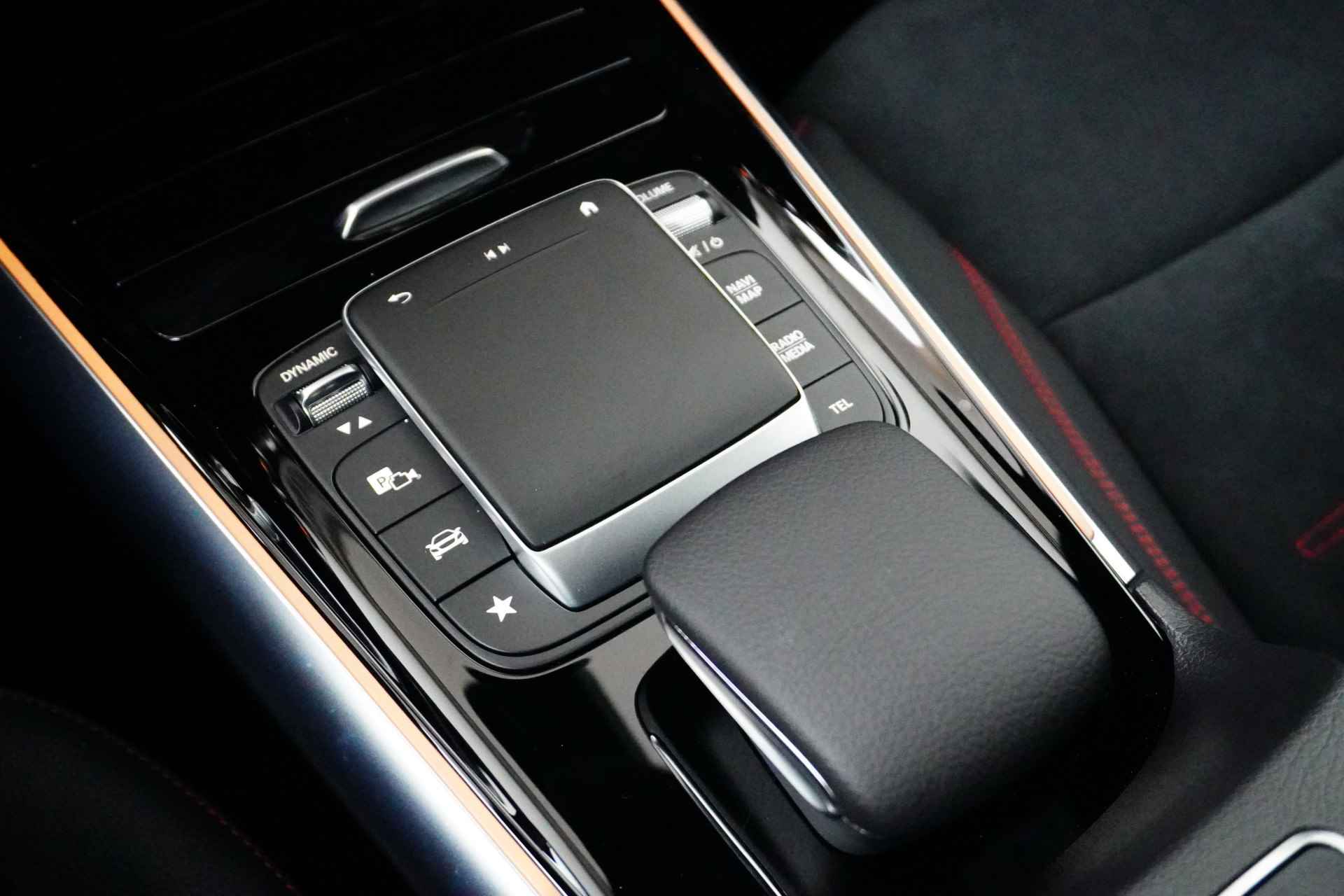 Mercedes-Benz GLA 200 AMG Line | Navigatie | Comfortstoelen | Elektr. Achterklep | Stoelverwarming | Sfeerverlichting | Achteruitrijcamera | !! - 24/27