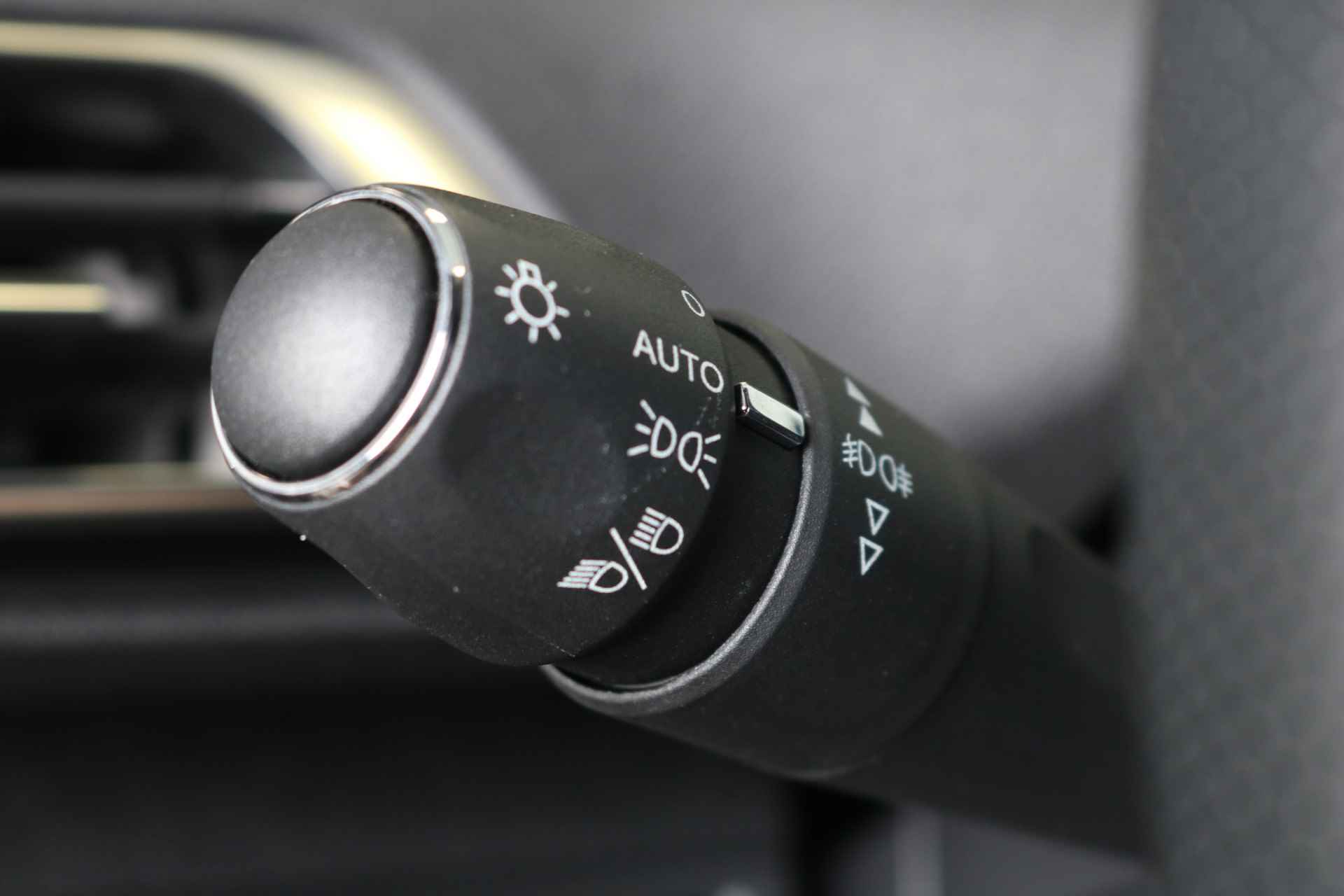 Peugeot 5008 1.2 PureTech 130 pk GT-Line Automaat EAT-8 | Navi | Camera | Panodak | Electr. a-klep | Adapt. cruise | Pdc v+a | Keyless | Lmv19"| - 30/59