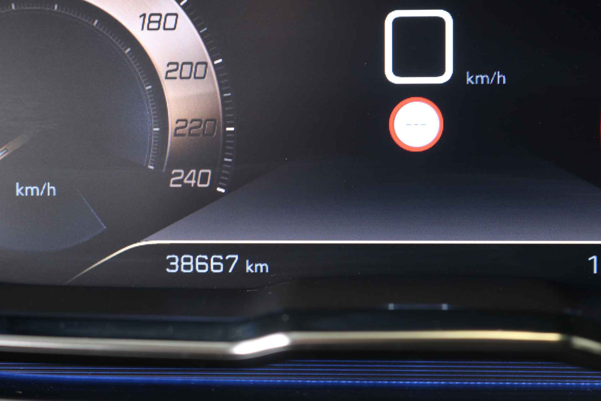 Peugeot 5008 1.2 PureTech 130 pk GT-Line Automaat EAT-8 | Navi | Camera | Panodak | Electr. a-klep | Adapt. cruise | Pdc v+a | Keyless | Lmv19"| - 39/59