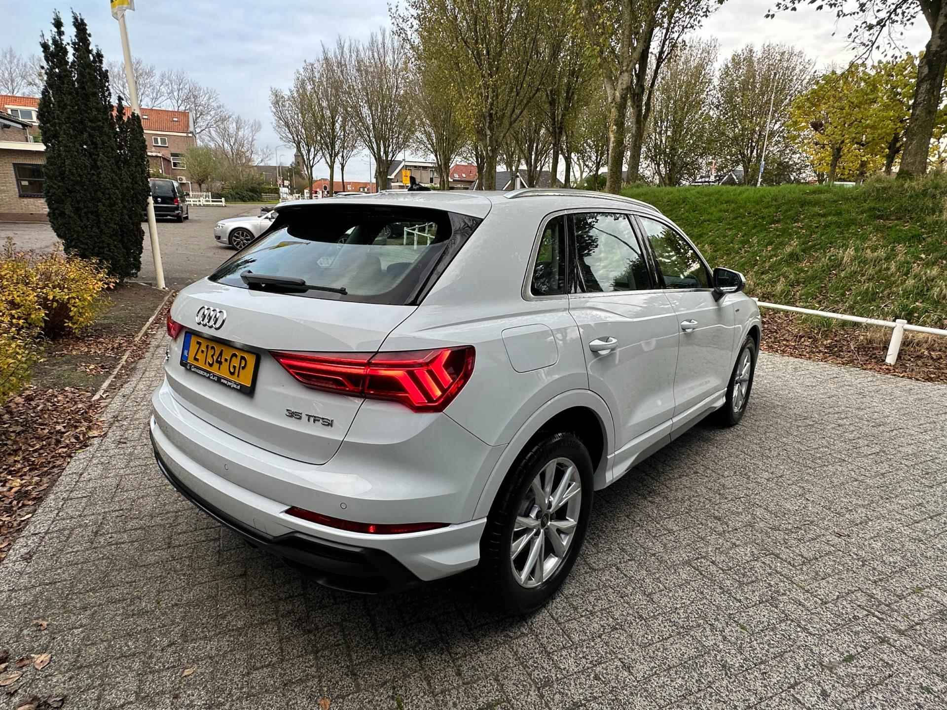 Audi Q3 35 TFSI Pro Line s-line carplay 19000 KM!!!!! - 6/31