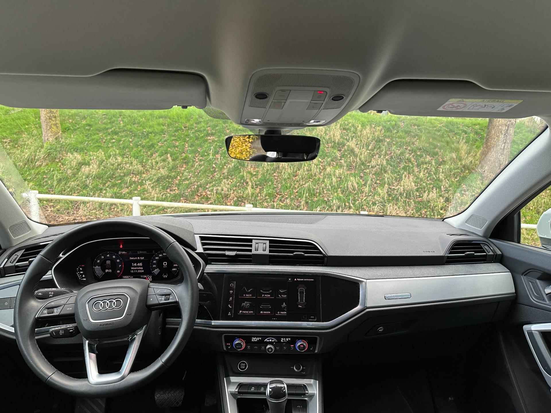 Audi Q3 35 TFSI Pro Line s-line carplay 19000 KM!!!!! - 12/31