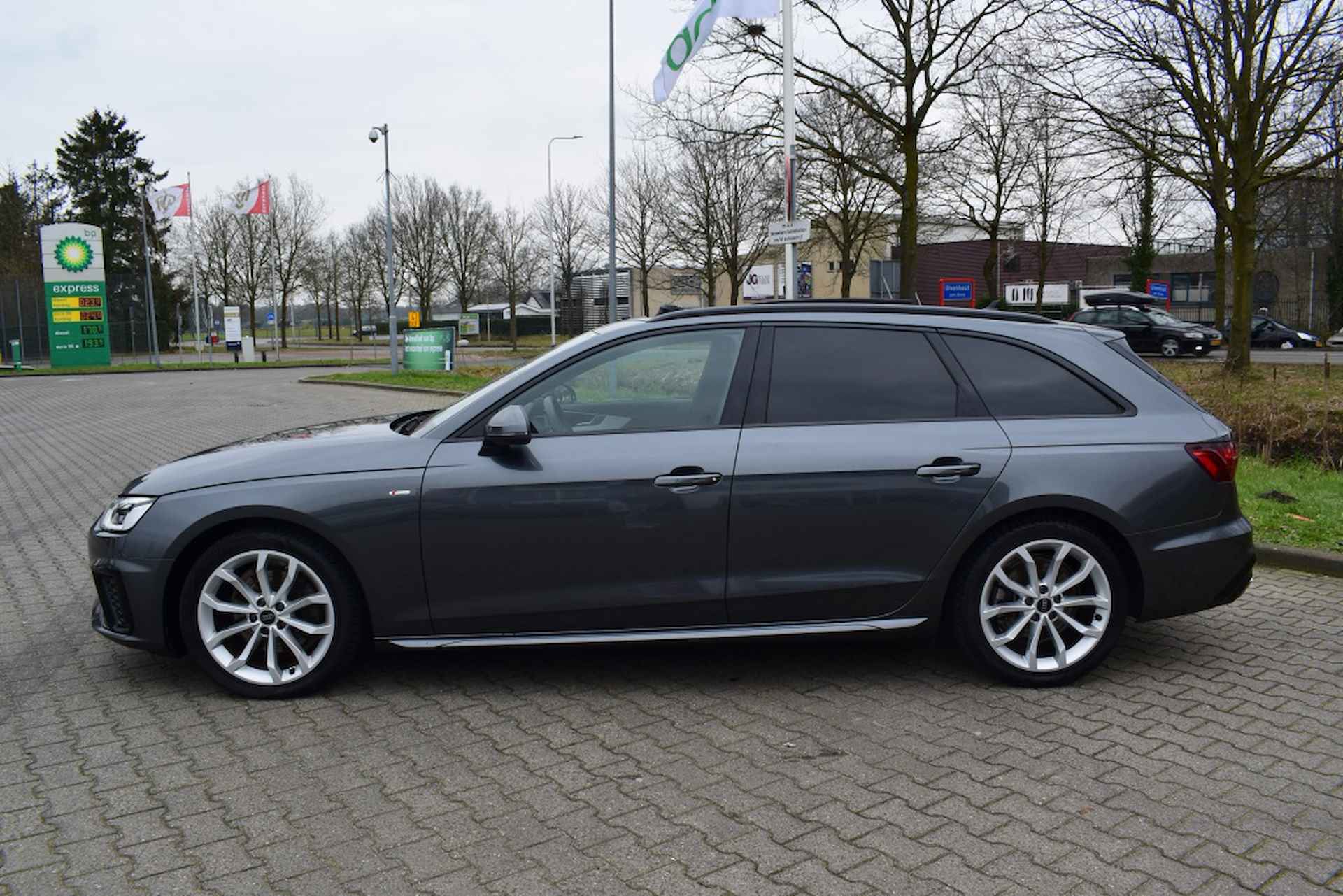 Audi A4 Avant 35 TFSI S-Line 150 PK BLACK PACK | AUTOMAAT | PANO | RIJKLAARPRI - 3/33