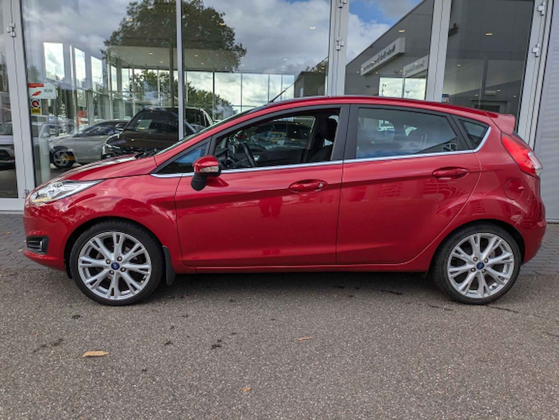 Ford Fiesta 1.0 EcoBoost 100PK 5D  Titanium I Navigatie - 3/20