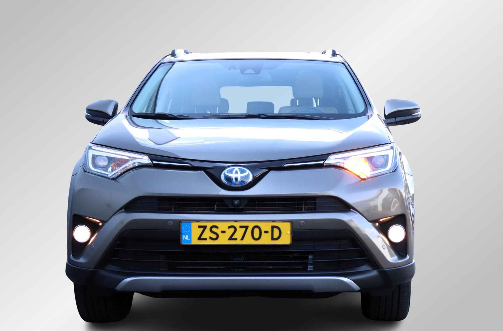 Toyota RAV4 2.5 Hybrid AWD Executive - 4/38