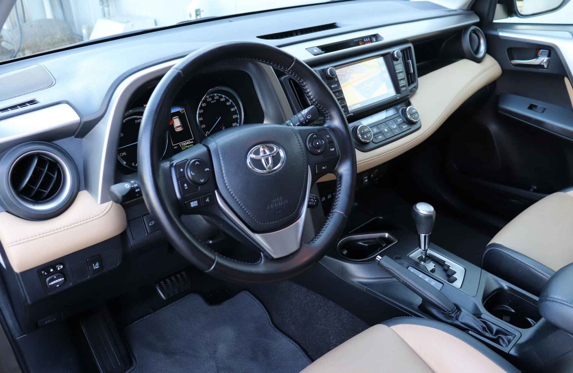 Toyota RAV4 2.5 Hybrid AWD Executive - 8/38