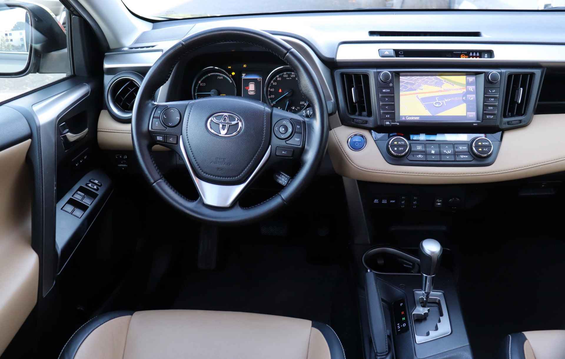 Toyota RAV4 2.5 Hybrid AWD Executive - 24/38