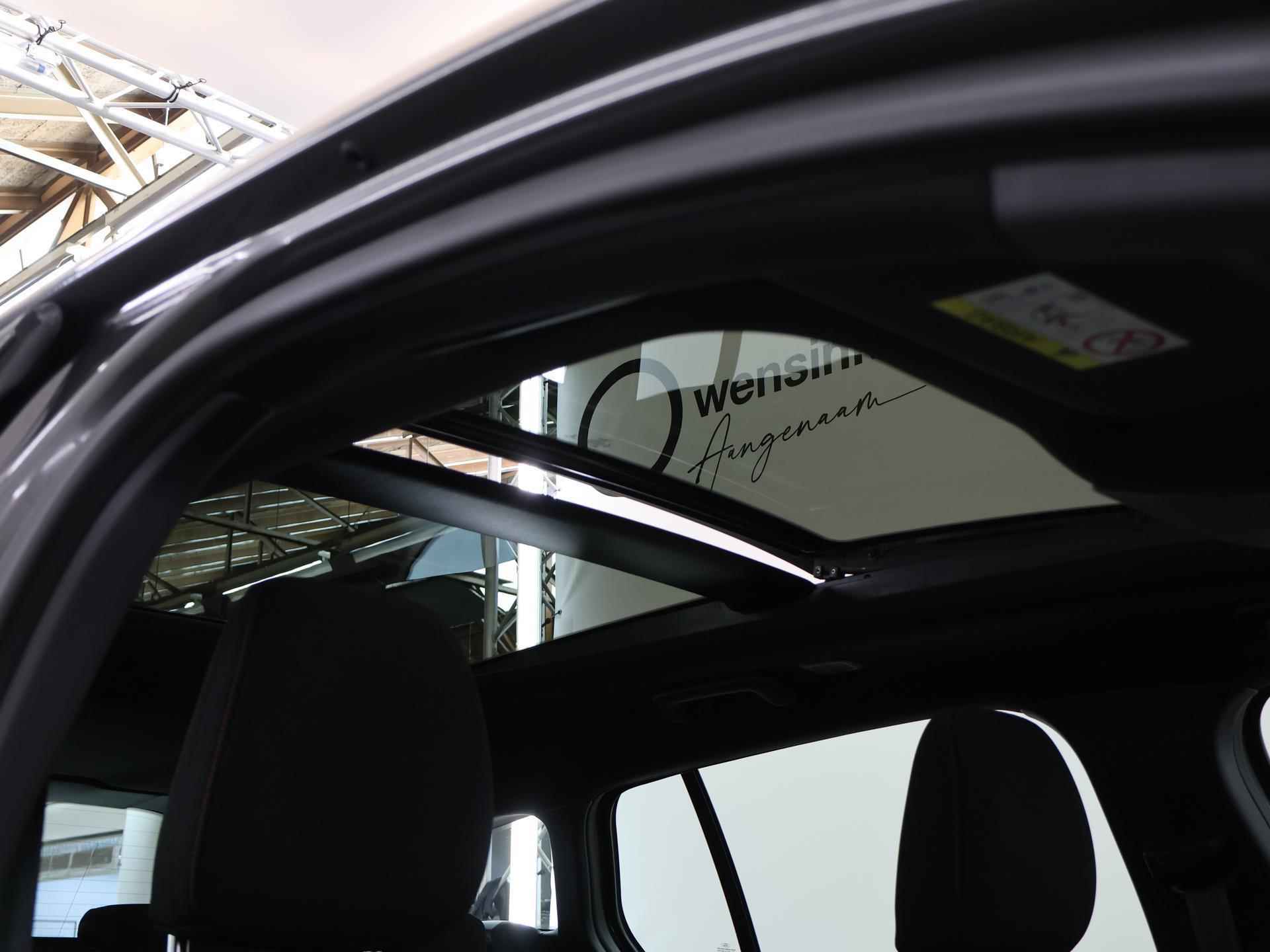 Ford Focus 1.0 EcoBoost Hybrid ST Line Business | Panoramadak | Winterpack | Parkeercamera | Navigatie | - 29/44