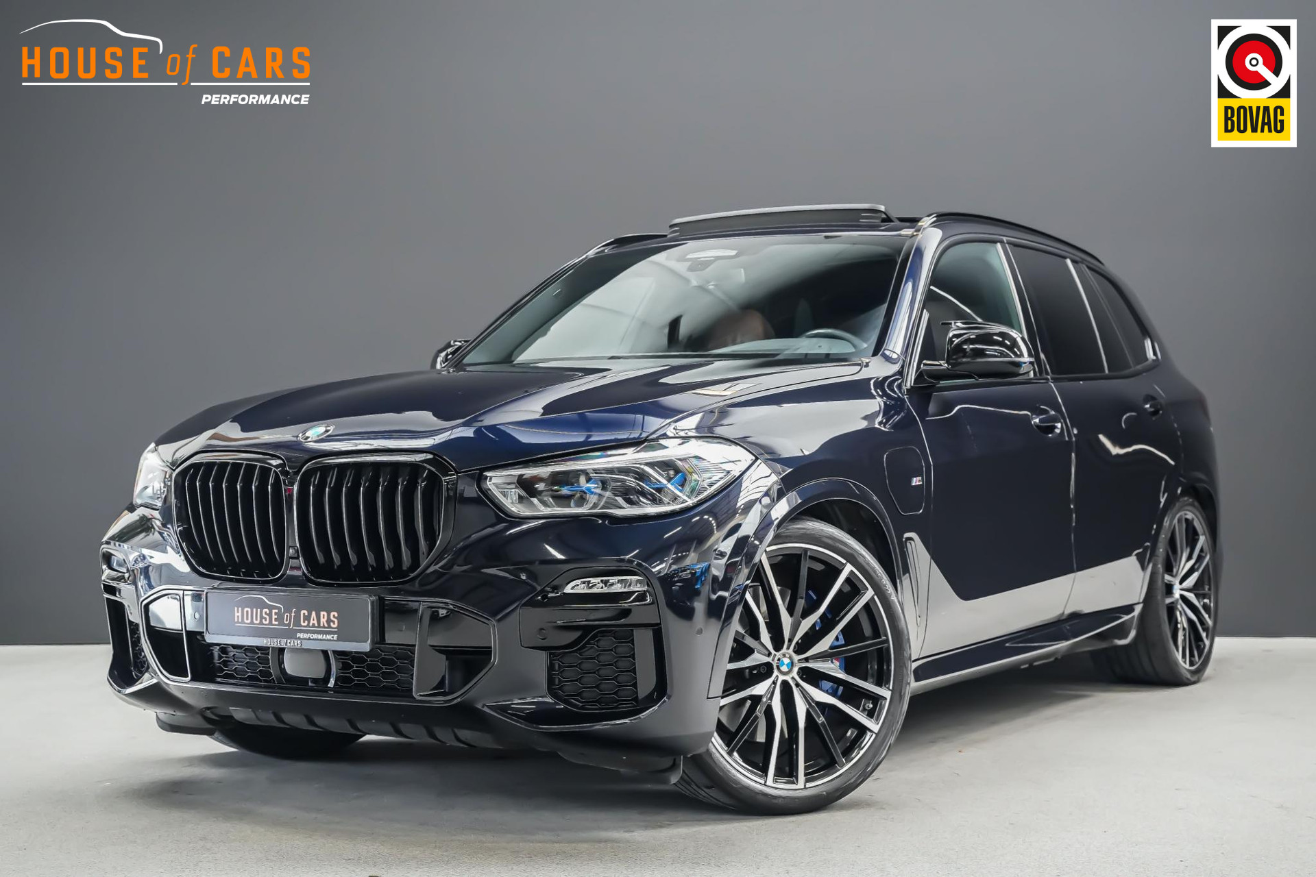 BMW X5 xDrive 45e High Executive |luchtvering|laser|memory|22 inch|HUD|360 camera|Harman Kardon|blind spot|Apple carplay|Android Auto|verwarmde en gekoelde bekerhouders|