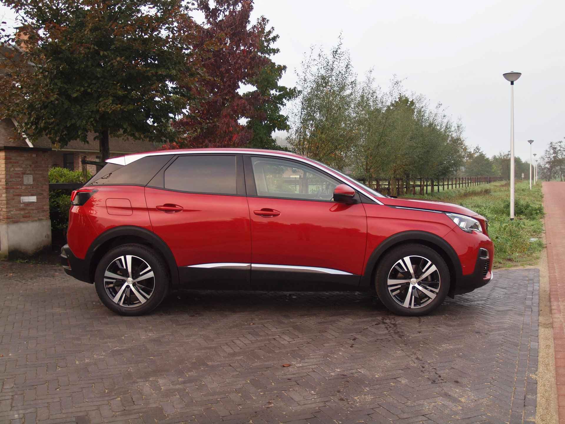 Peugeot 3008 1.2 PureTech Allure | Camera | Apple Carplay | Cruise Control | FOCAL | - 11/36