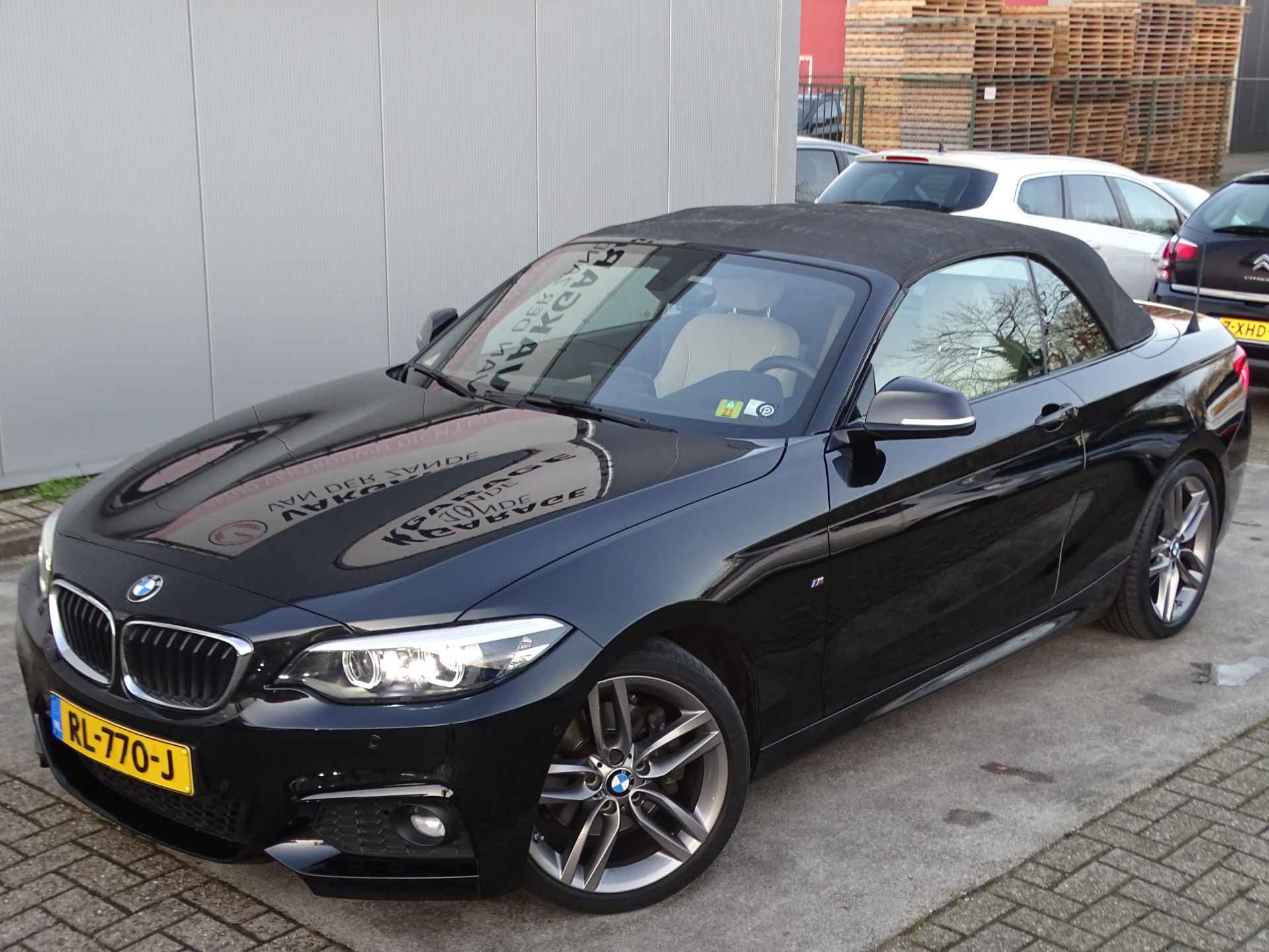 BMW 220i Cabrio AUT High Executive M PAKKET, Leder, NAVI, Camera, Compleet! - 20/70