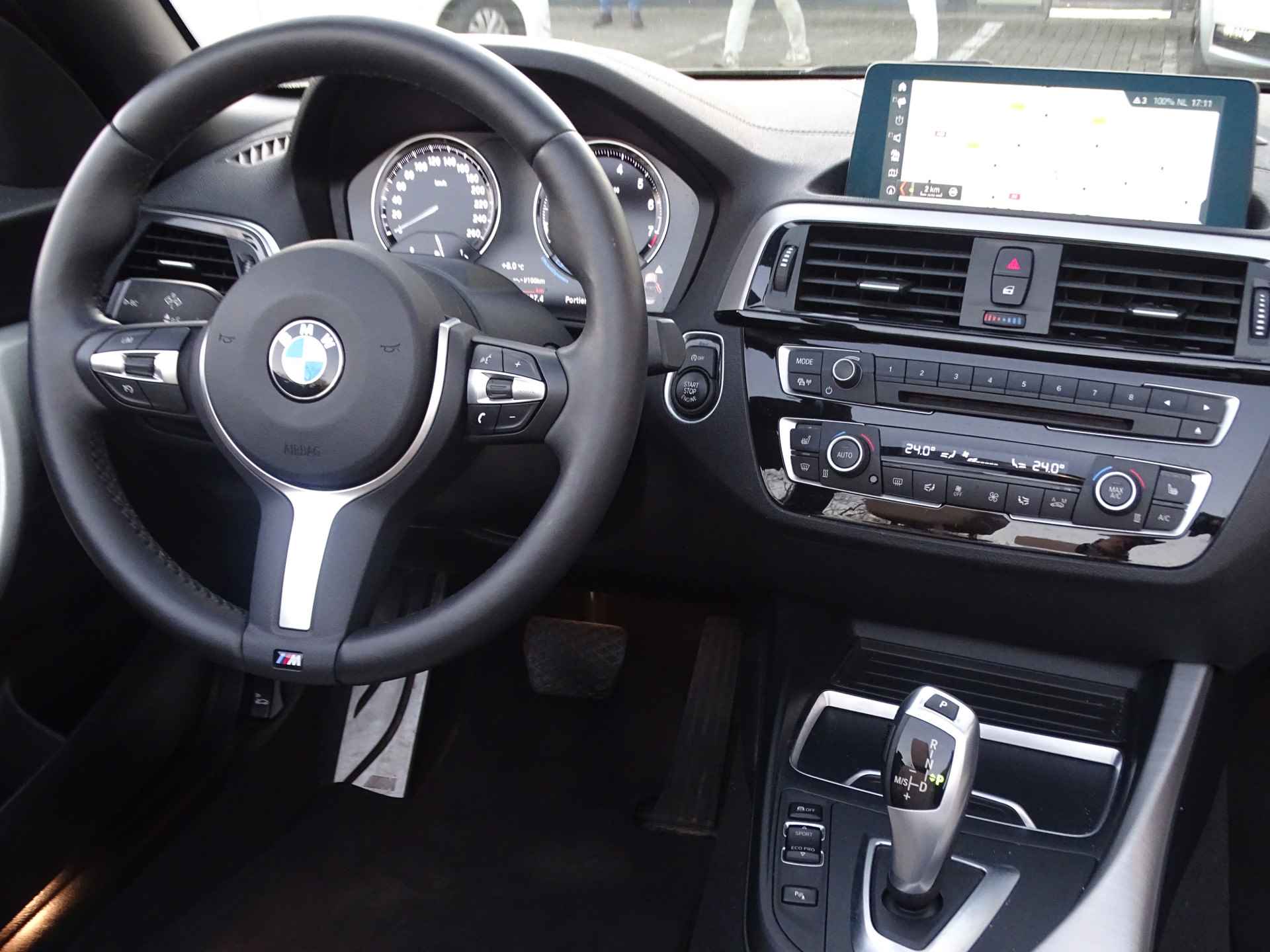 BMW 220i Cabrio AUT High Executive M PAKKET, Leder, NAVI, Camera, Compleet! - 27/70