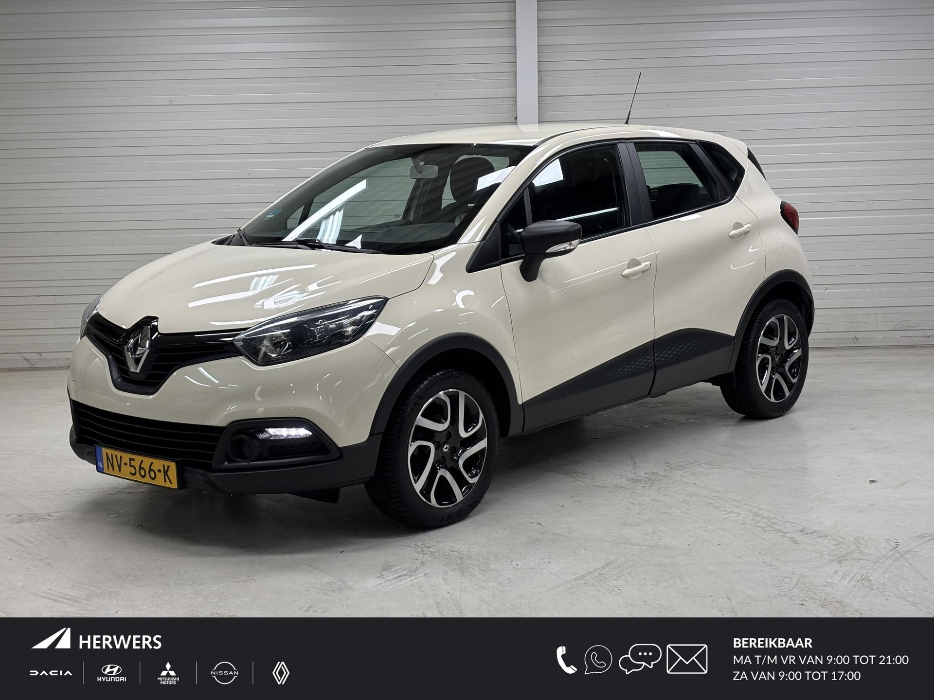 Renault Captur 0.9 TCe Authentique / Dealer onderhouden / Airco / Cruise control / Trekhaak /