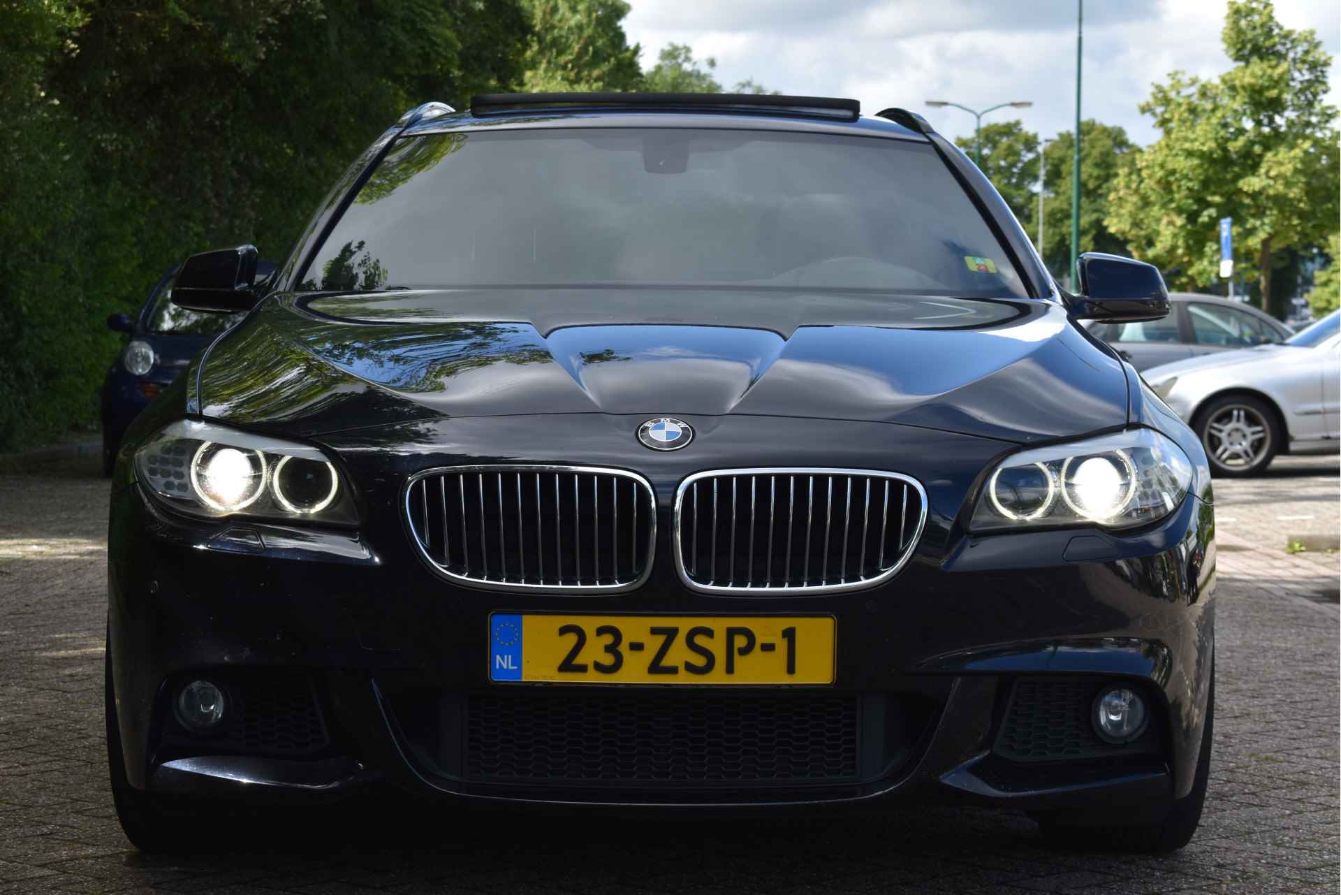 BMW 5 Serie Touring 520i High Executive M-Sport | NL-Auto | Pano.dak | Afn.haak | Leder | Nav | Stoelverw | LED / Xenon | NAP - 6/66