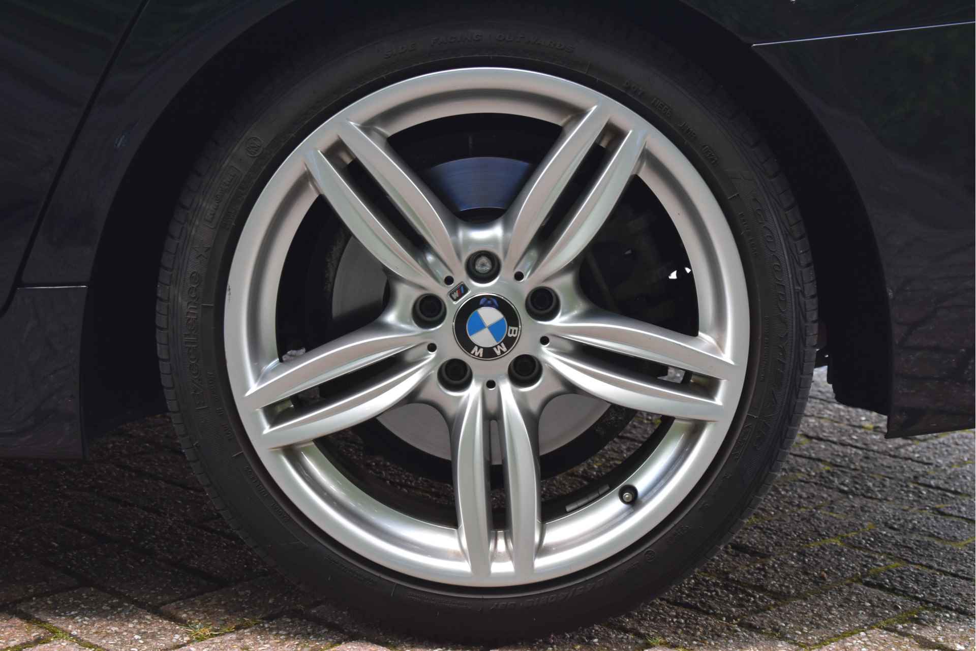 BMW 5 Serie Touring 520i High Executive M-Sport | NL-Auto | Pano.dak | Afn.haak | Leder | Nav | Stoelverw | LED / Xenon | NAP - 34/66