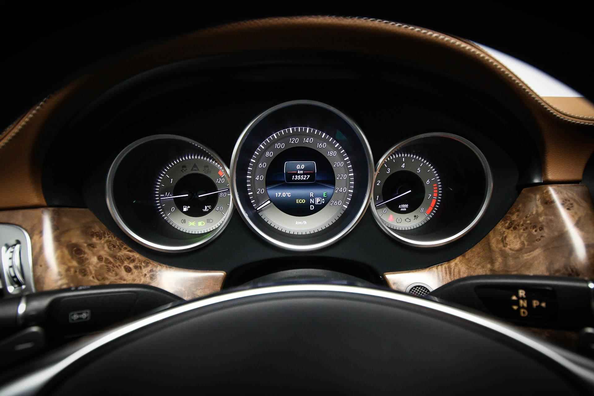 Mercedes-Benz CLS-klasse 400 | LED | AMG LINE | LEDER | NAVIGATIE | 18" - 39/72