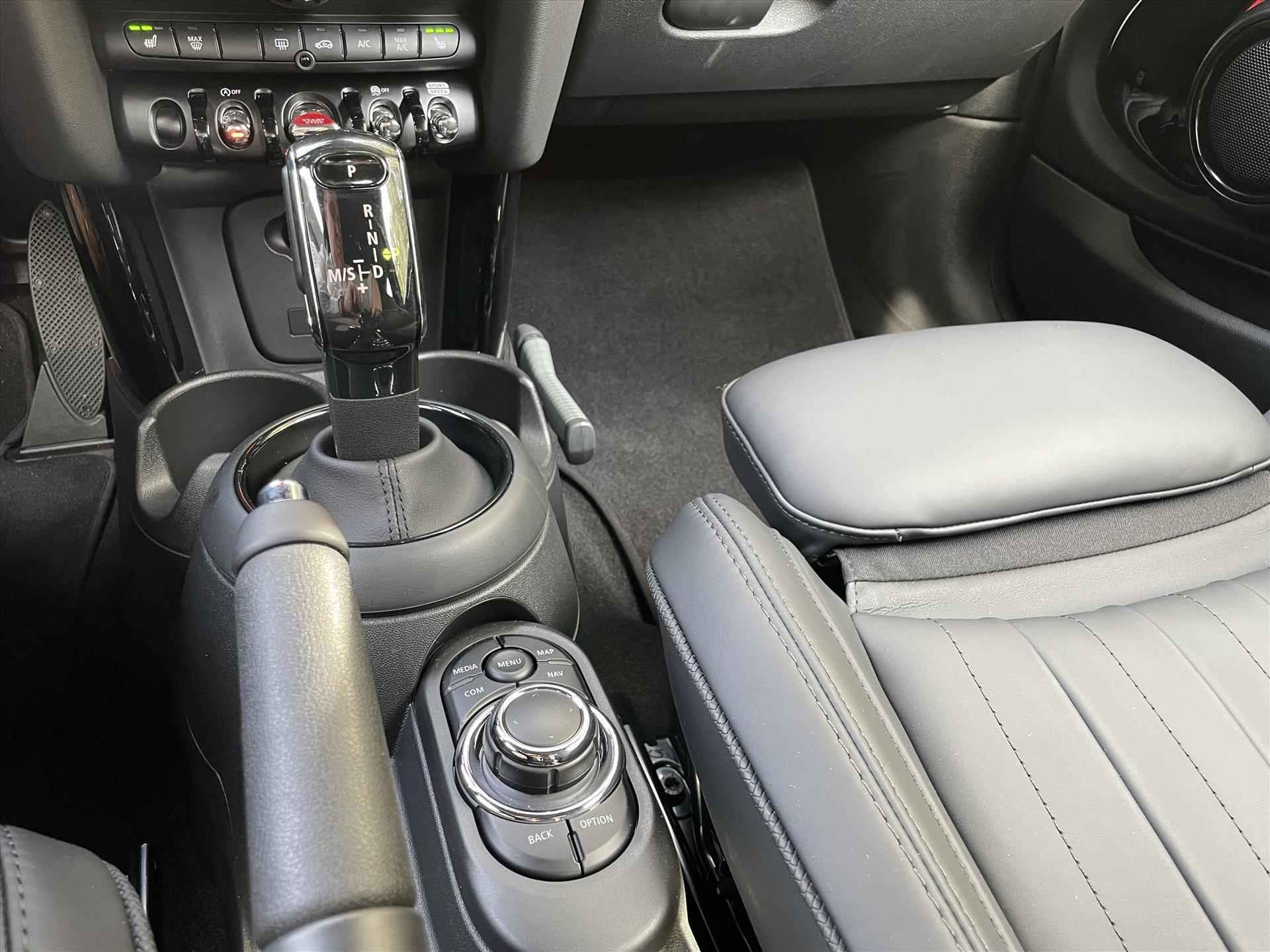 MINI Mini Cooper S 2.0 Resolute Go Edition Automaat // N.A.P 1679 km!! // Lederen interieur // Rijklaarprijs incl fabrieksgarantie - 18/29