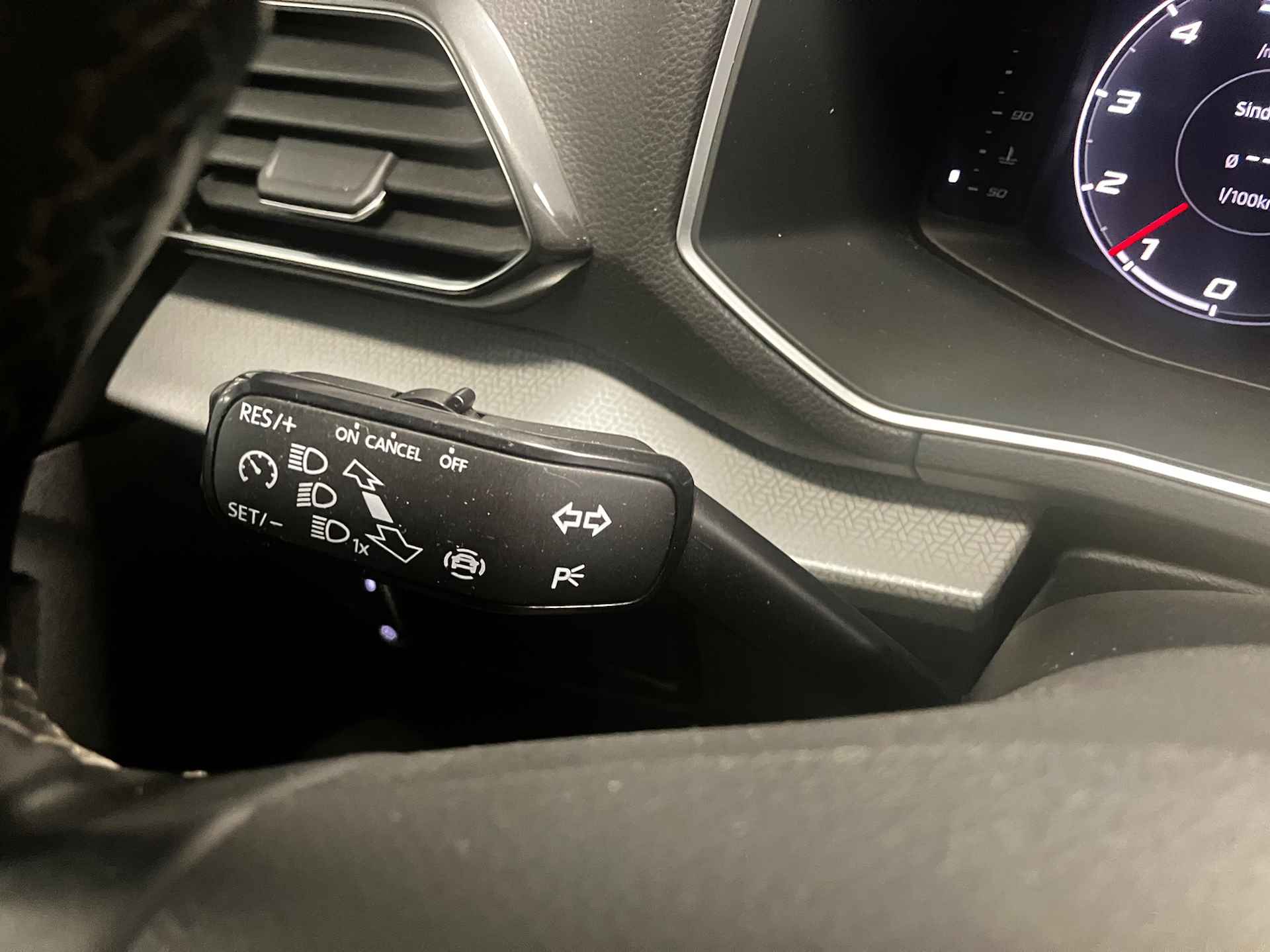 Seat Tarraco 1.5 TSI Style | LED | Schuif- / kanteldak | Trekhaak | App connected | - 9/50