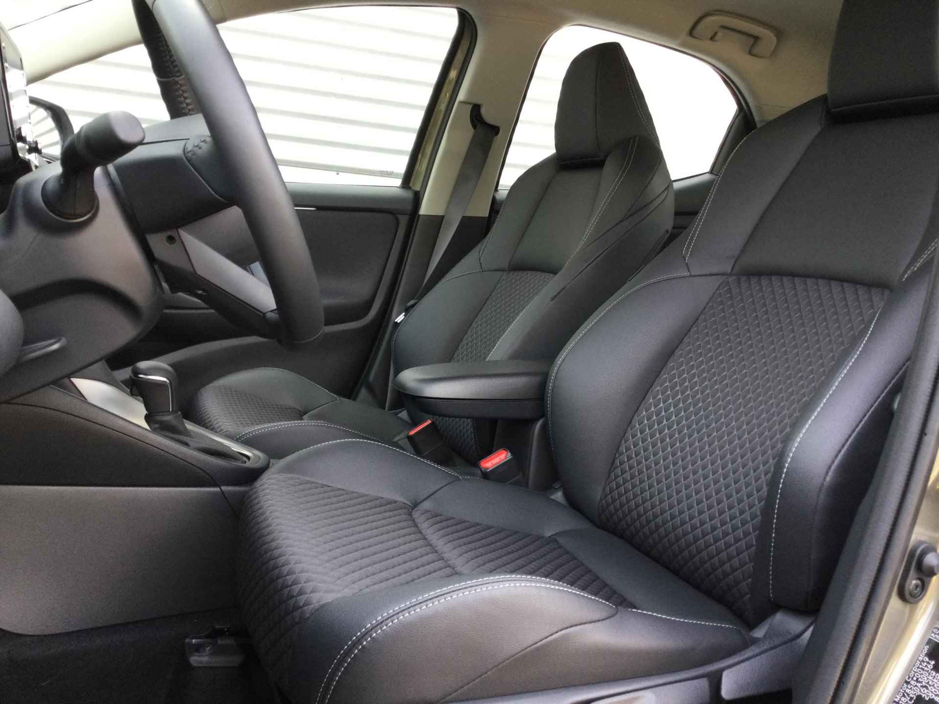 Mazda 2 Hybrid 1.5 Agile Comfort Pack | Navi via Apple Carplay/Android Auto | LED | Camera | - 13/23