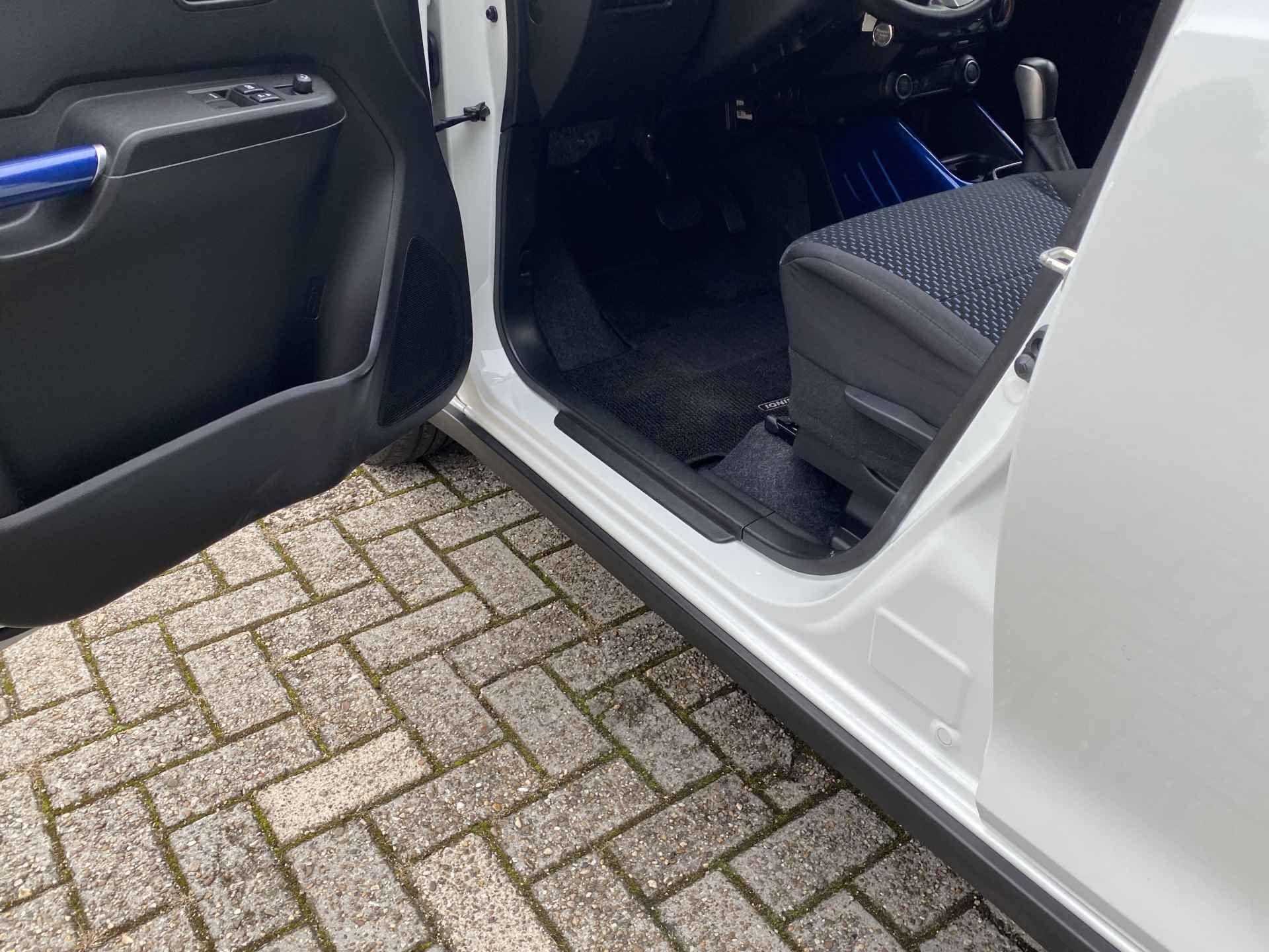 Suzuki Ignis 1.2 Smart Hybrid Select AUT. | 1e eigenaar | dealer onderhouden | apple carplay | wit metallic | camera | BTW auto - 17/36