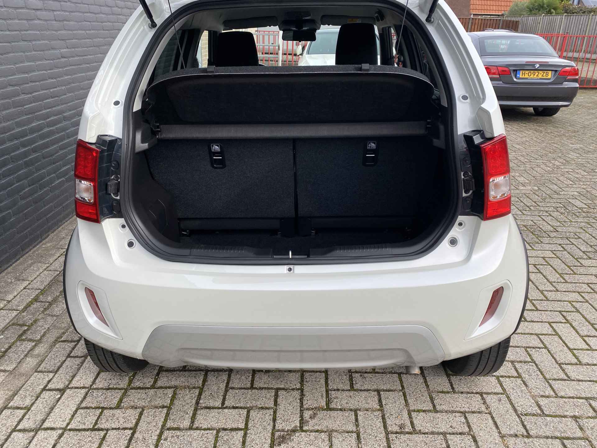 Suzuki Ignis 1.2 Smart Hybrid Select AUT. | 1e eigenaar | dealer onderhouden | apple carplay | wit metallic | camera | BTW auto - 24/36