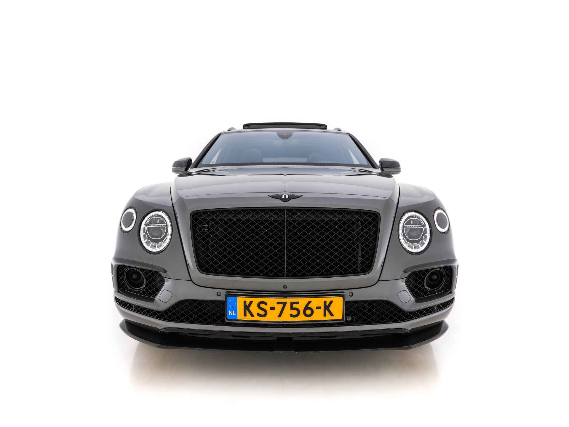 Bentley Bentayga 6.0 W12 Aut. *PANO | NAPPA-FULL-LEATHER | NIGHT-VISION | HEAD-UP | SOFT-CLOSE | FULL-LED | MEMORY-PACK | SURROUND-VIEW | ADAPTIVE-CRUISE | KEYLESS | DAB+ | AIR-SUSPENSION | BLIND-SPOT | NAVI-FULLMAP - 2/43