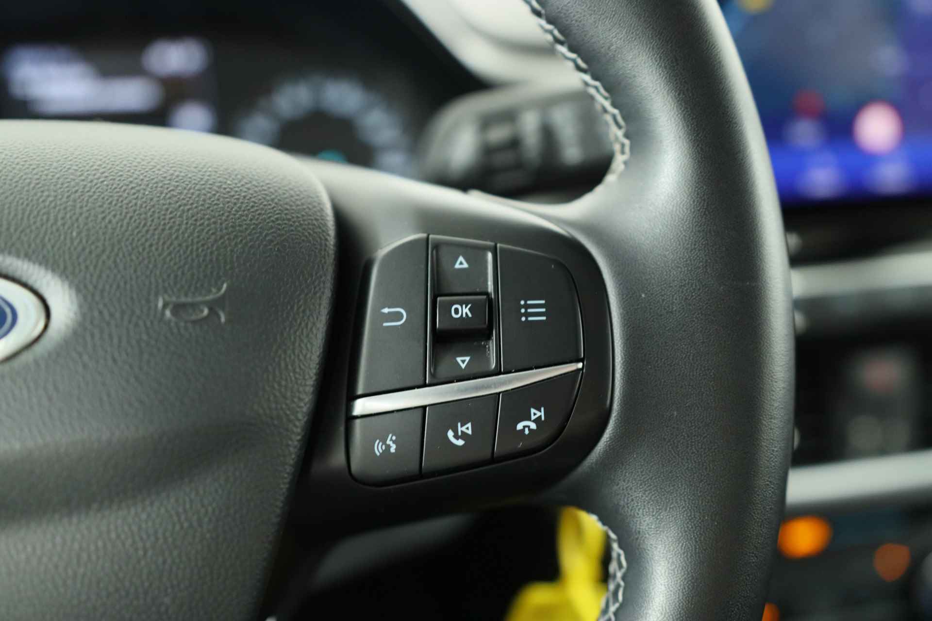 Ford Fiesta 1.0 EcoBoost Titanium | Navigatie | Climate Control | Cruise | LED | Parkeersensoren | Lichtmetalen Velgen - 14/34